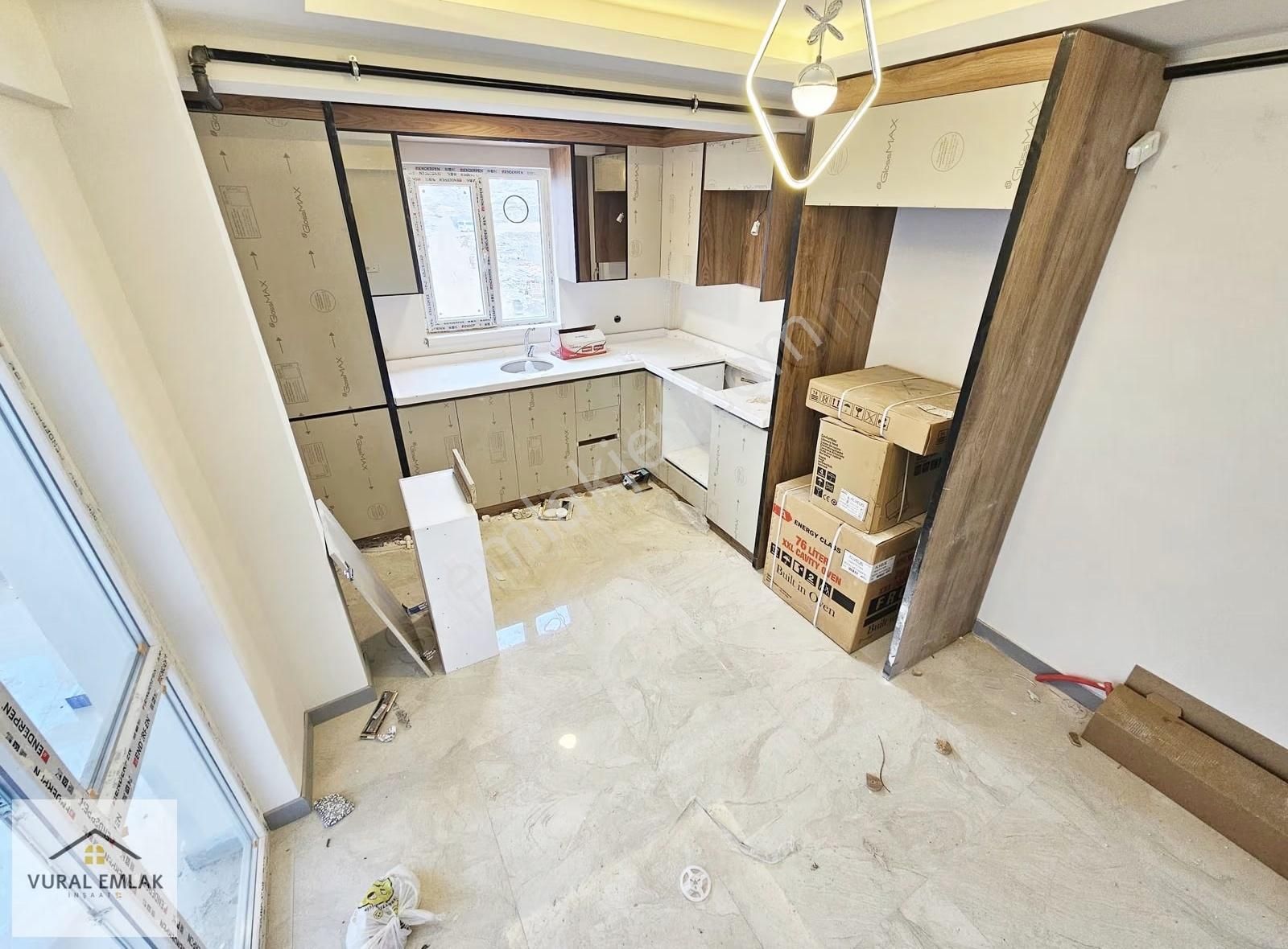 Vural'dan Yenikent'de 2 Bloklu Apartman Da 3+1 Lüx Daire