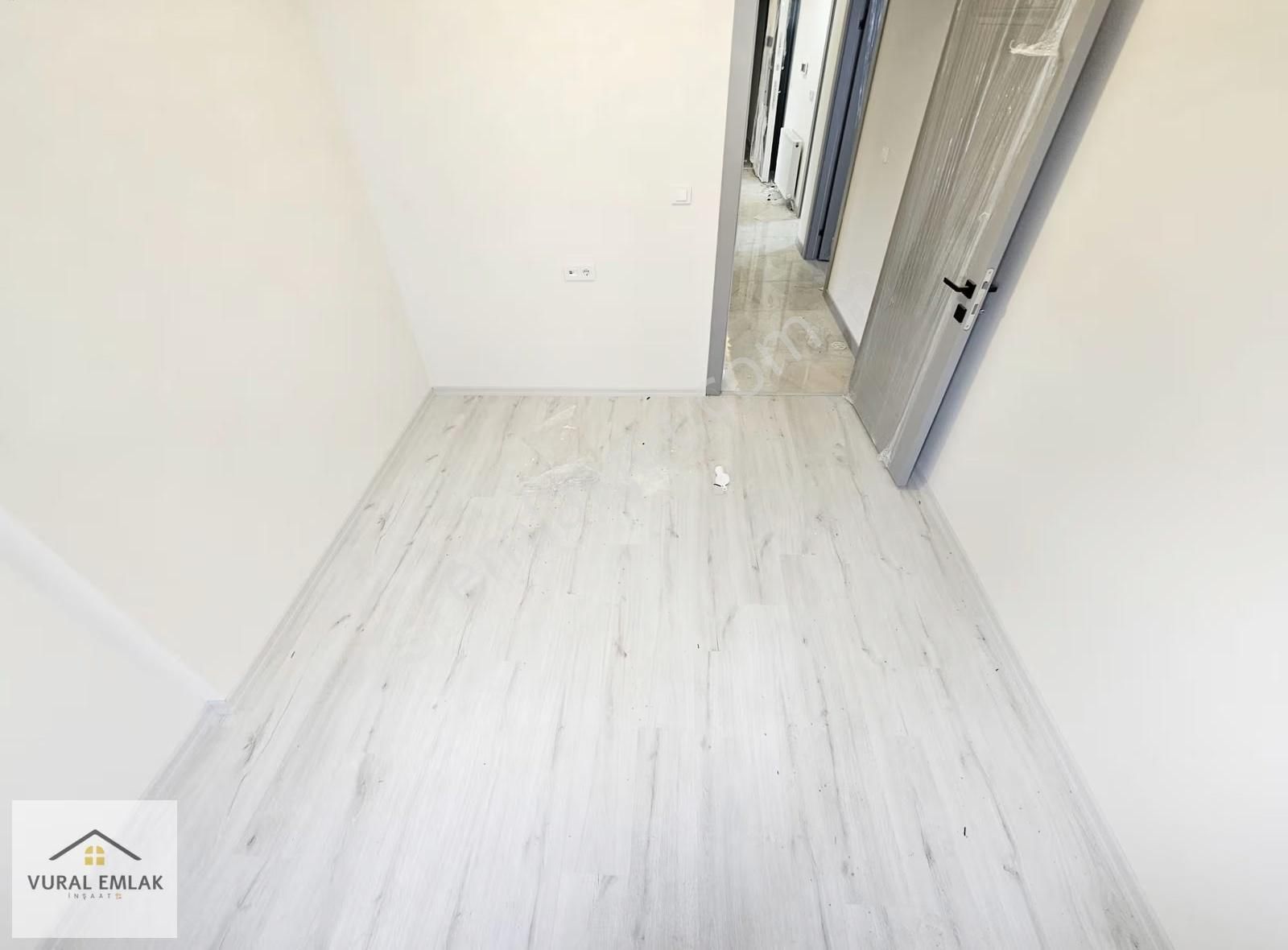 Vural'dan Yenikent'de 2 Bloklu Apartman Da 3+1 Lüx Daire - Görsel 17