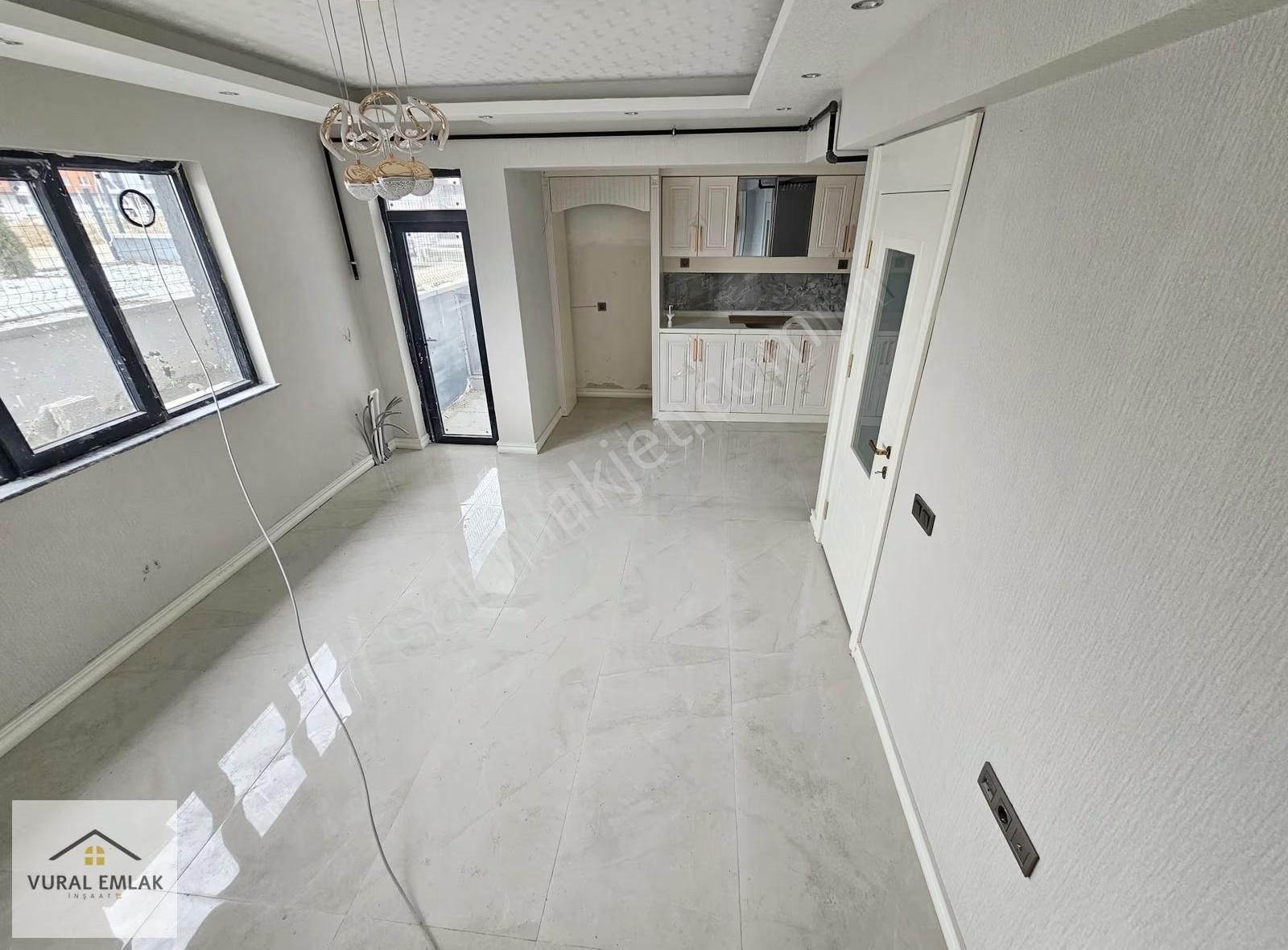 Vural'dan Menderes Mahallesinde Uygun Fiyata 4+1 Sıfır Daire - Görsel 3