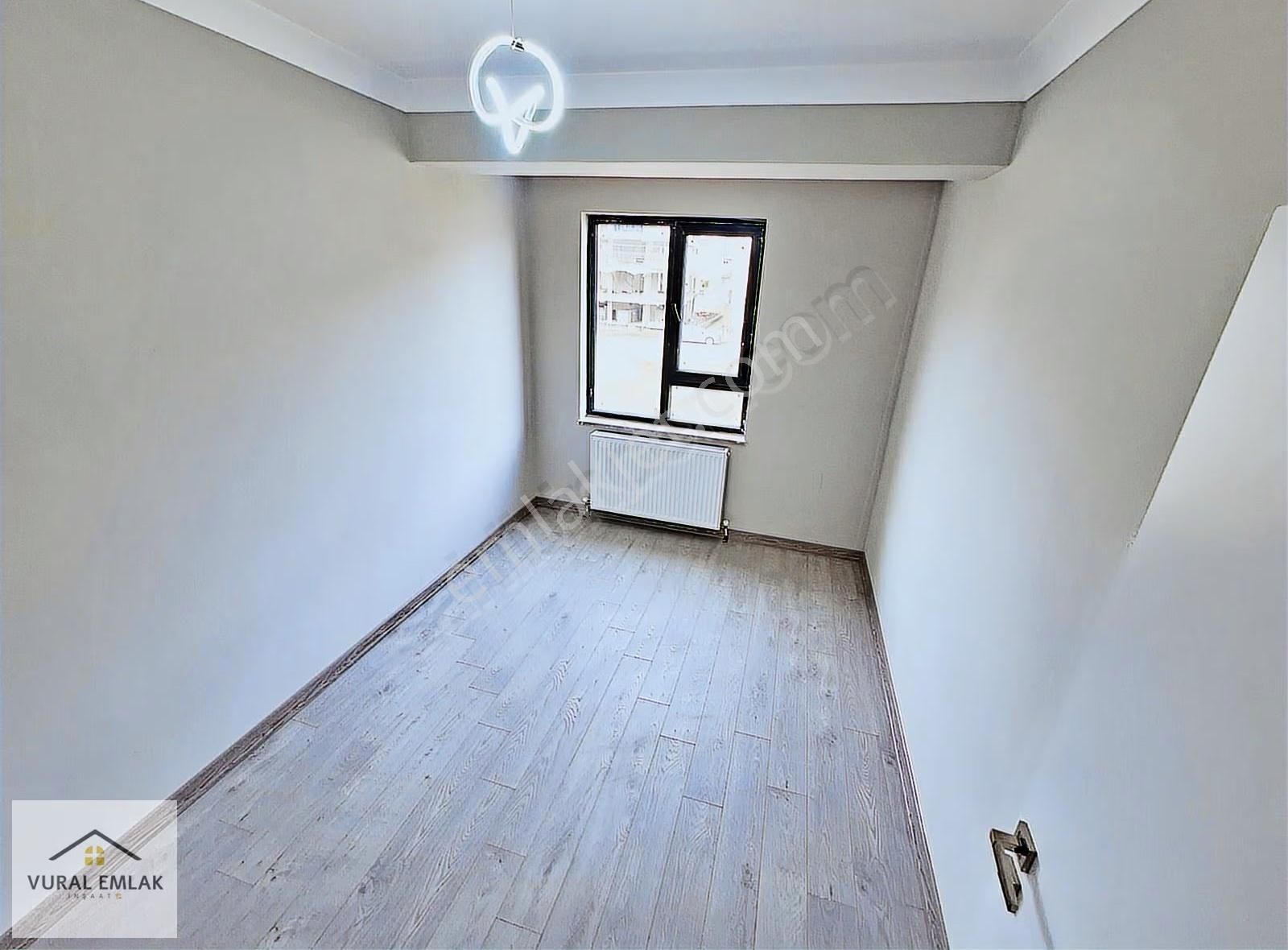 Vural Emlaktan 3+1 İskanlı Ara Katta Ultra Lüx Menderes Mh 145m2 - Görsel 12