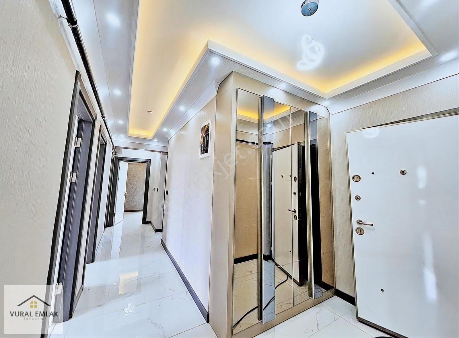 Vural Emlaktan 3+1 İskanlı Ara Katta Ultra Lüx Menderes Mh 145m2 - Görsel 34