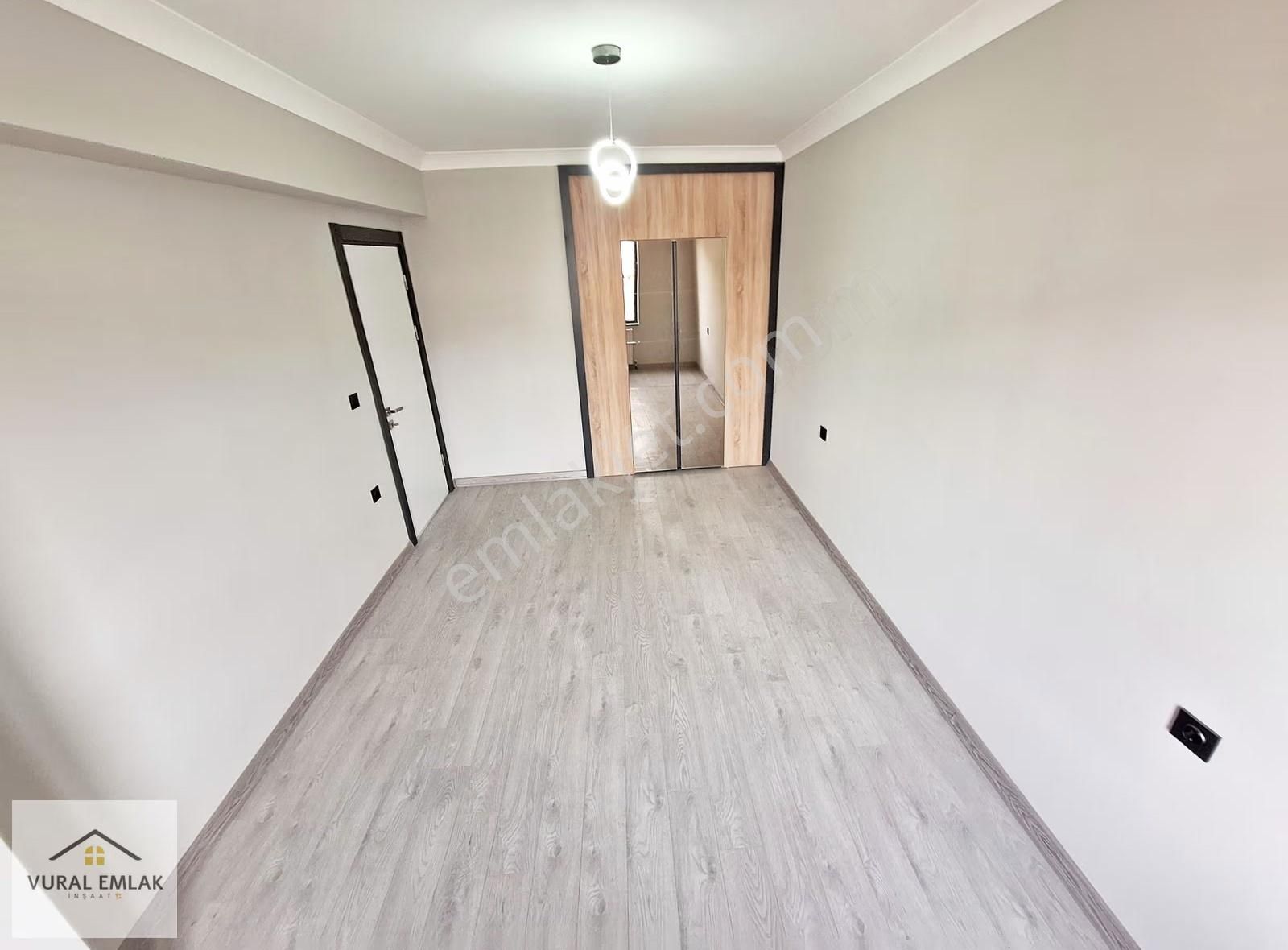Vural Emlaktan 3+1 İskanlı Ara Katta Ultra Lüx Menderes Mh 145m2 - Görsel 18