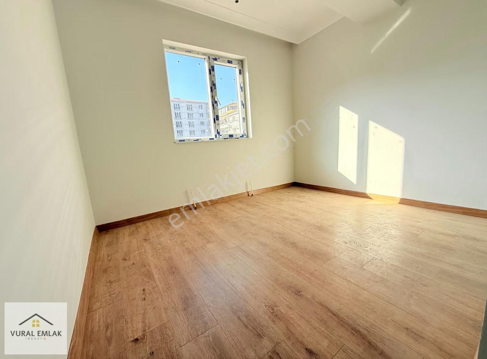 Vural Emlaktan Ara Katta 3+1 İskanlı Kupon Fırsat 145m2 Acill - Görsel 17