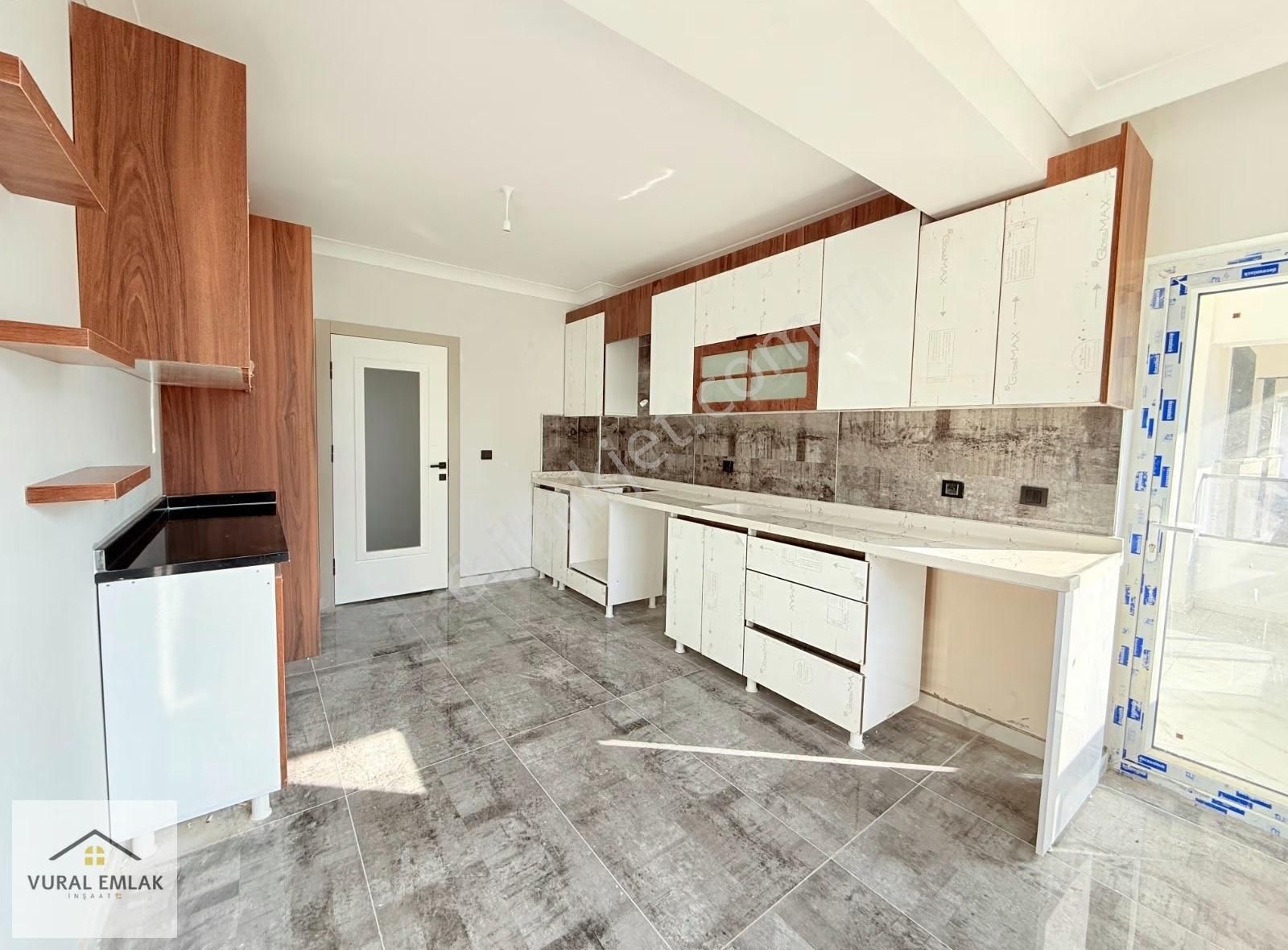 Vural Emlaktan Ara Katta 3+1 İskanlı Kupon Fırsat 145m2 Acill - Görsel 19