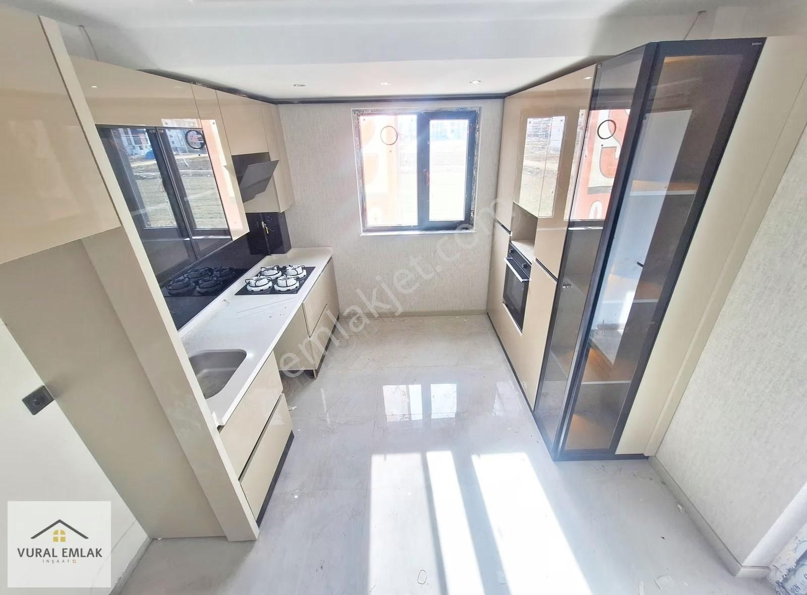 Vural Emlaktan 3+1 Ara Katta%50 Kredi Limitli Yerden Isıtmalı - Görsel 23