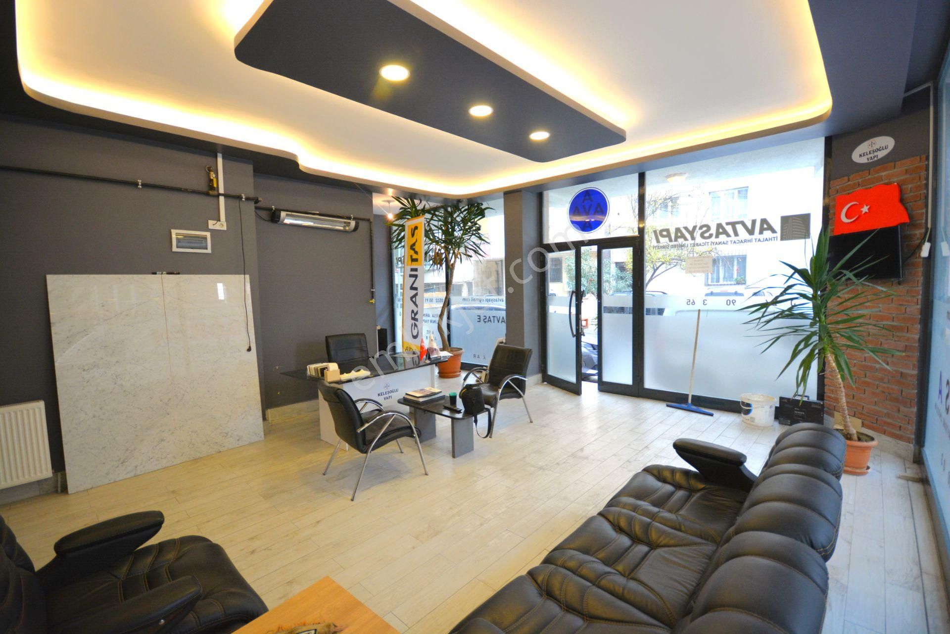 Kiralık Dükkan 200 M2 Konumu Güzel İskanlı Depolu Mutfaklı Özel Dekor Yapılmış