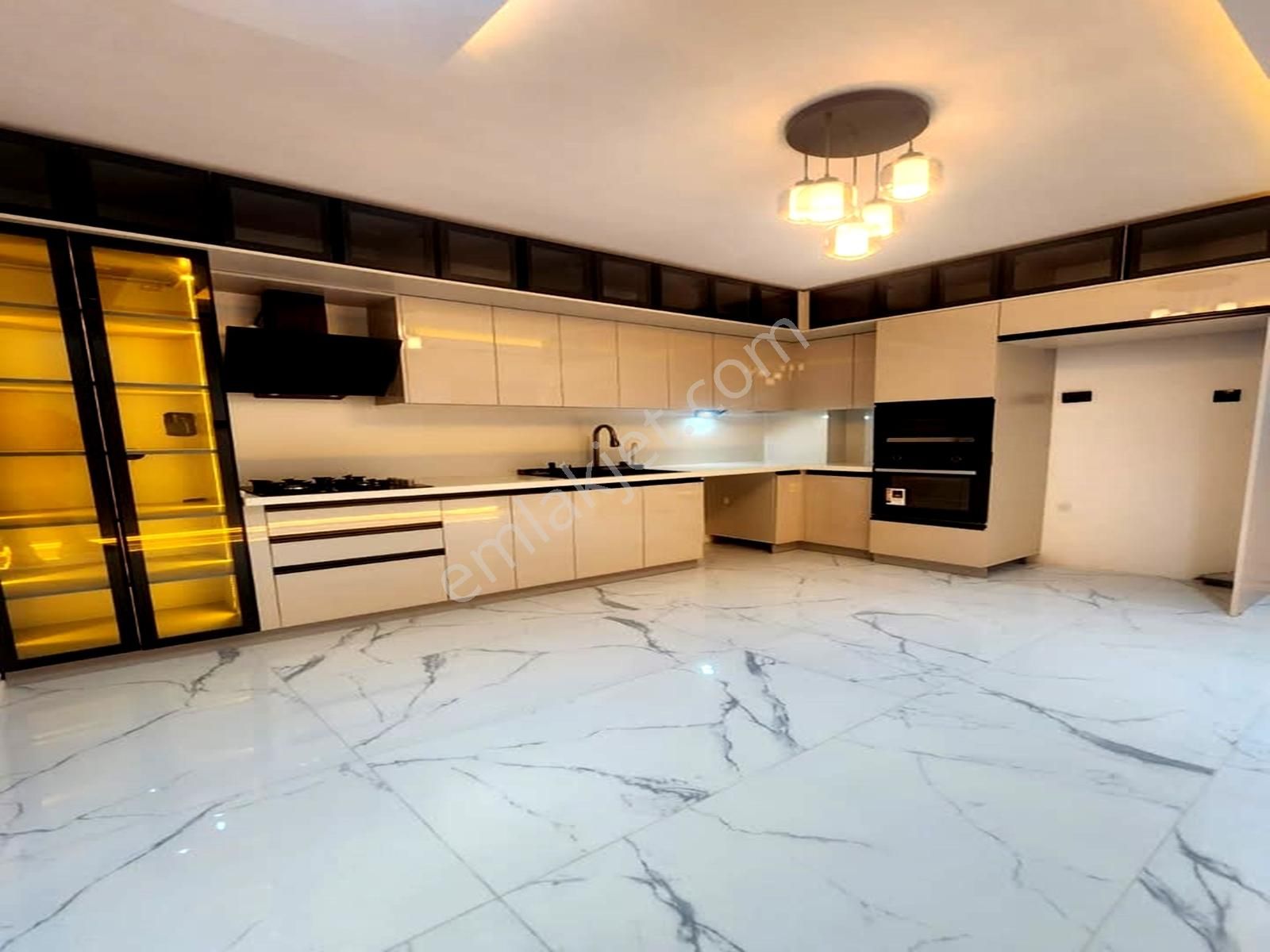 Batı Yapı'dan Emsallerinin Altında Tasarımlı Lüks Sıfır 3+1 - Görsel 32