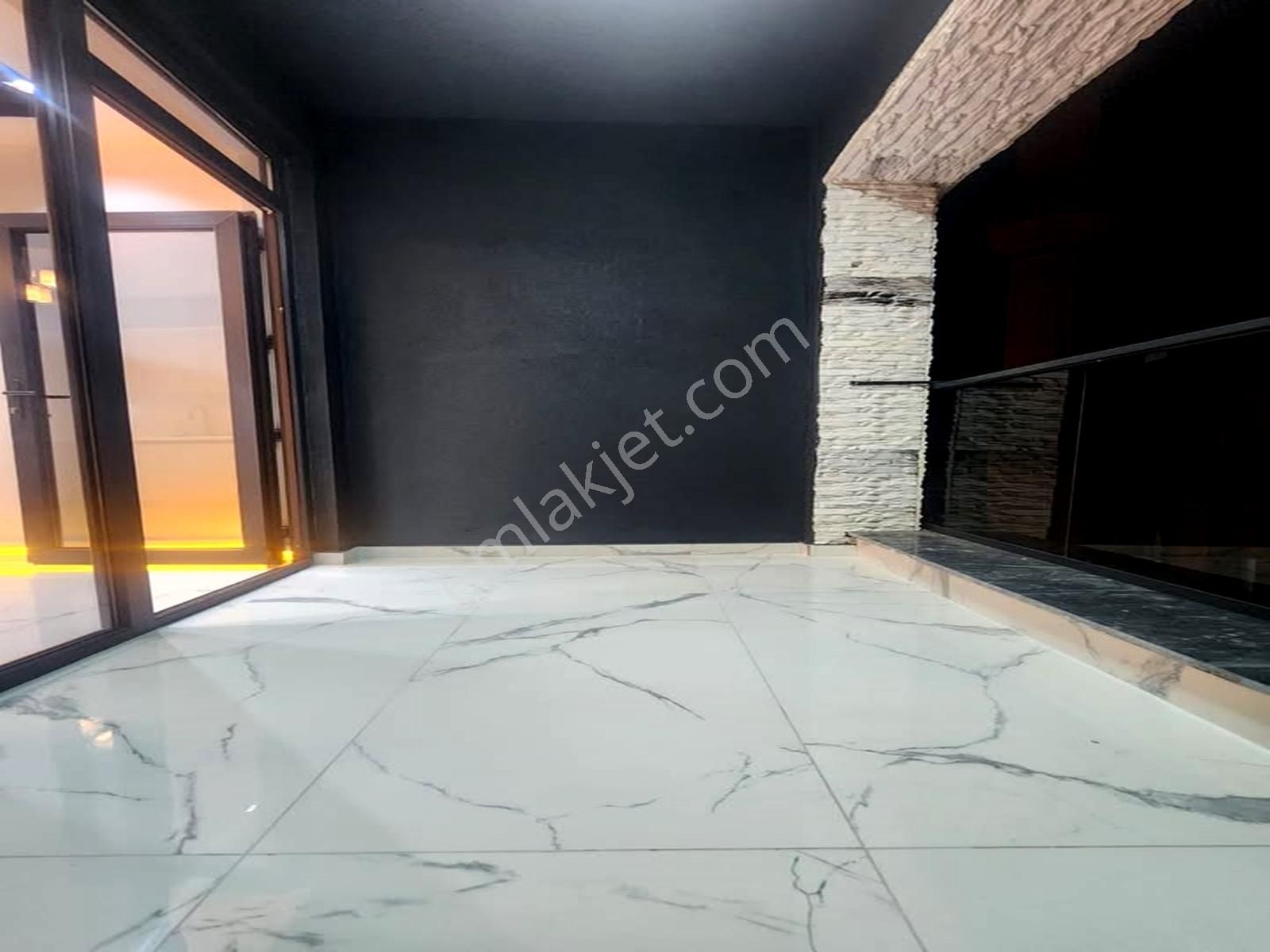 Batı Yapı'dan Emsallerinin Altında Tasarımlı Lüks Sıfır 3+1 - Görsel 5