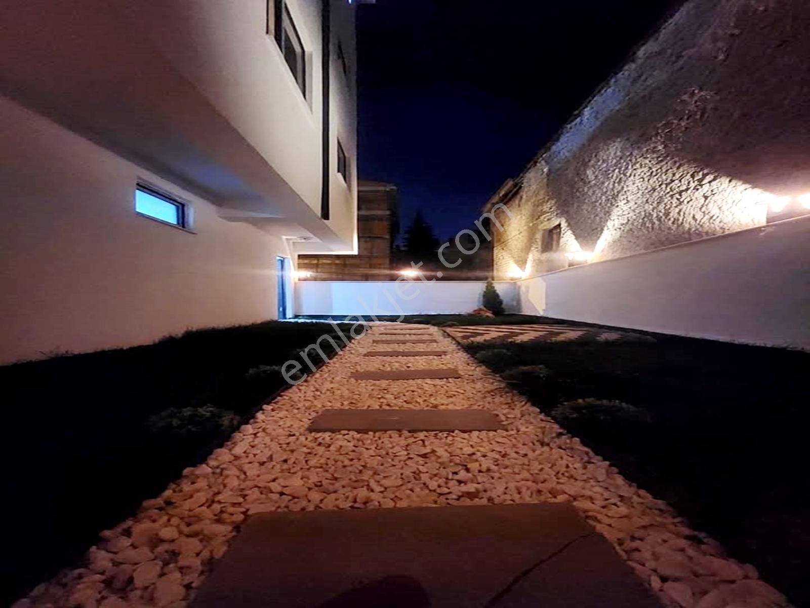 Batı Yapı'dan Emsallerinin Altında Tasarımlı Lüks Sıfır 3+1 - Görsel 11