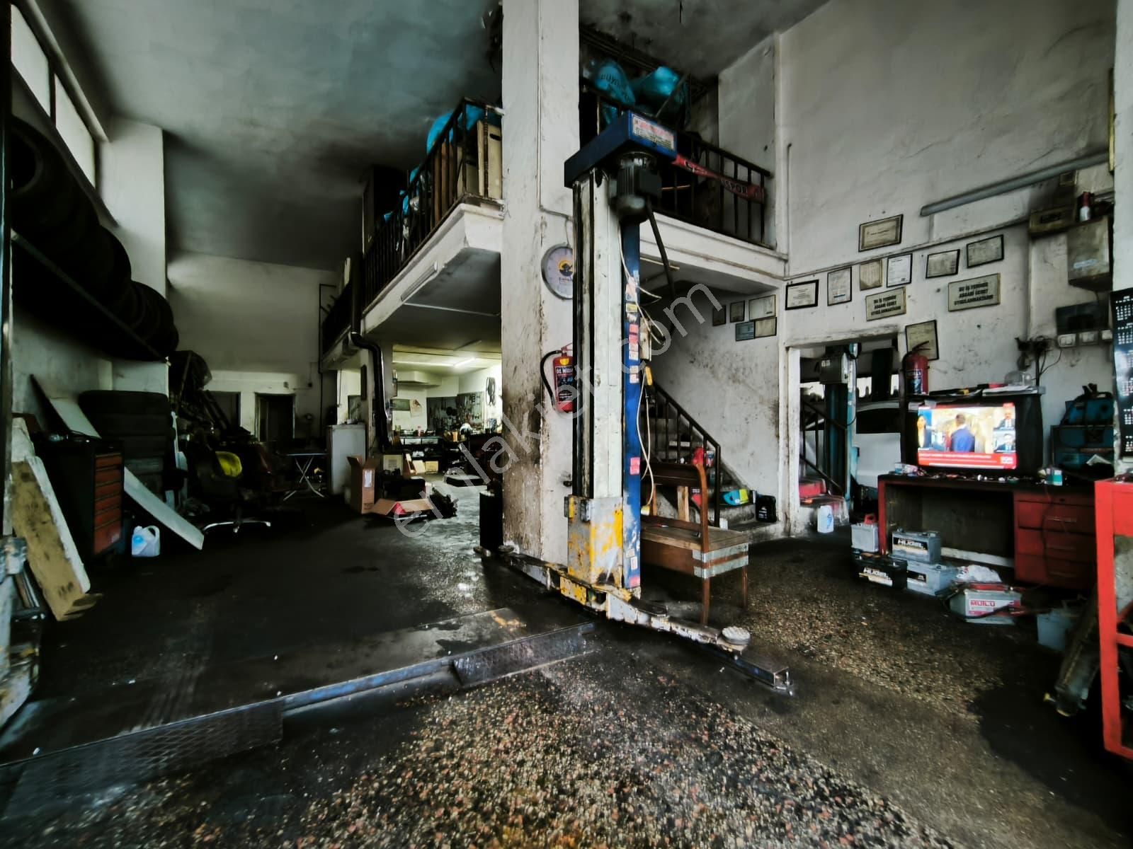 Etimesgut'ta İstsyon Cad Üstü Süper Konumlu Dükkan Polat Emlak'tan