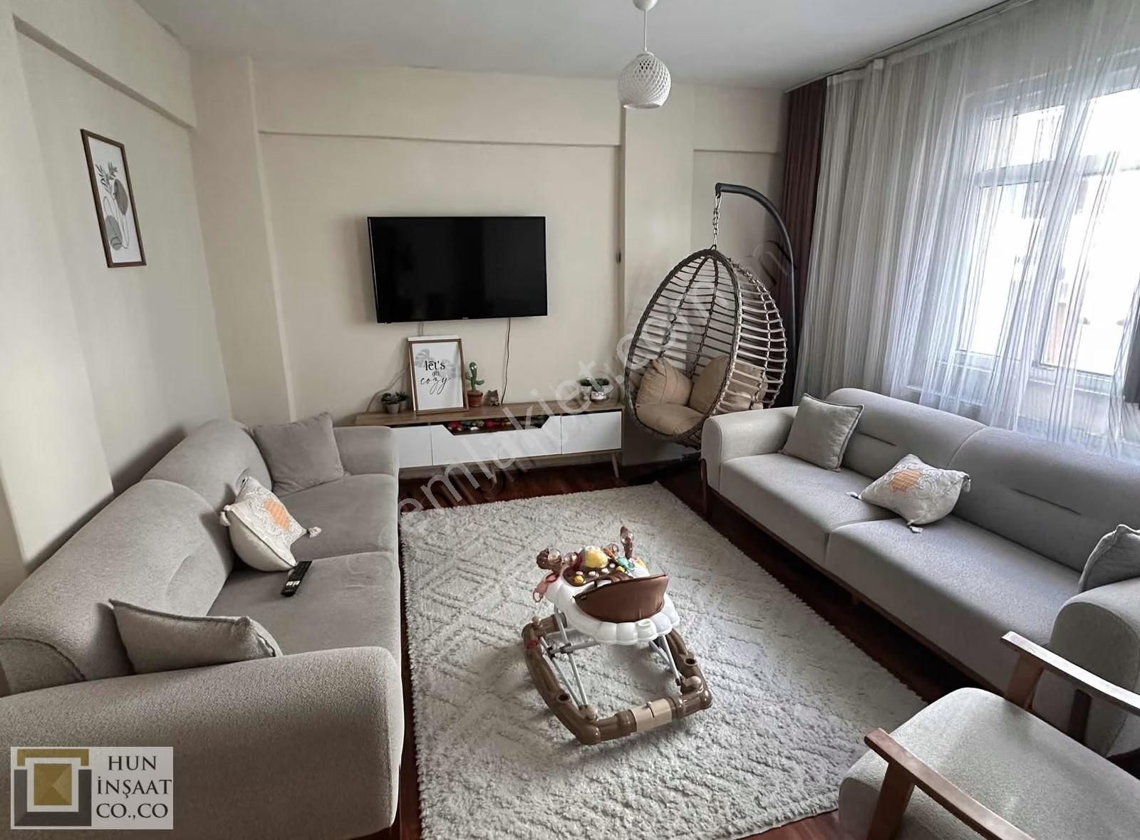 Bağcılar Güneşli Mahallesinde Satılık!!! Ara Kat Daire!!