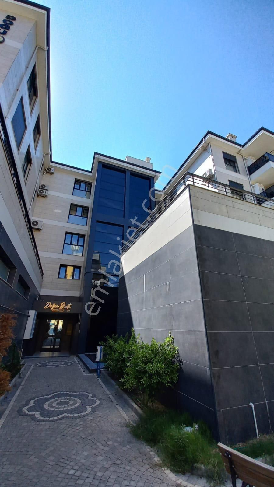 Nezih Bir Lokasyonda 2+1 Satılık Rezidans Daire - Görsel 27