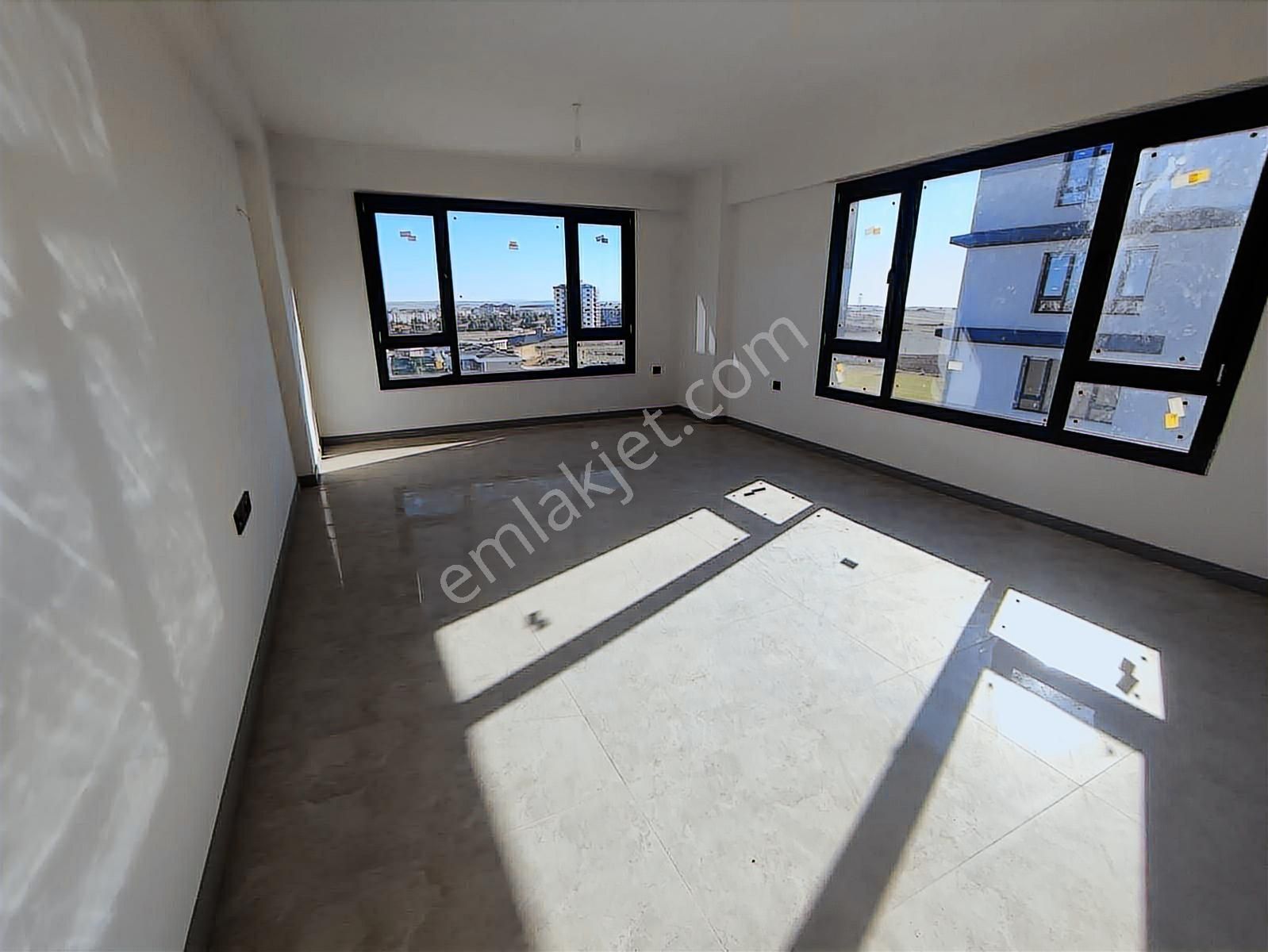 Batıkentte Satılık Sıfır 3+1 Lüx Daire - Görsel 2