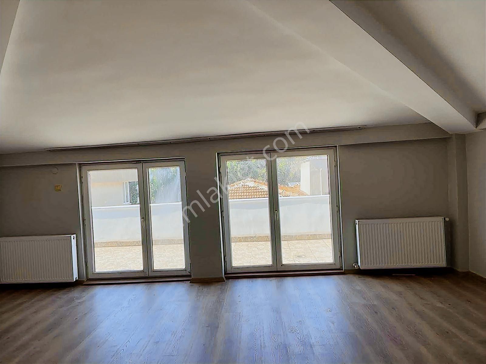 Tarabya Sanatçılar Sitesi 4 + 1 Kupon Satılık Çatı Dubleks - Görsel 32