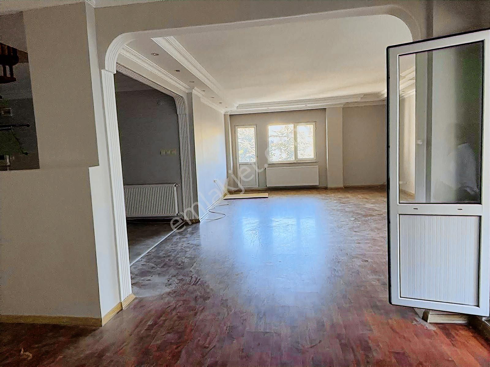 Tarabya Sanatçılar Sitesi 4 + 1 Kupon Satılık Çatı Dubleks - Görsel 8