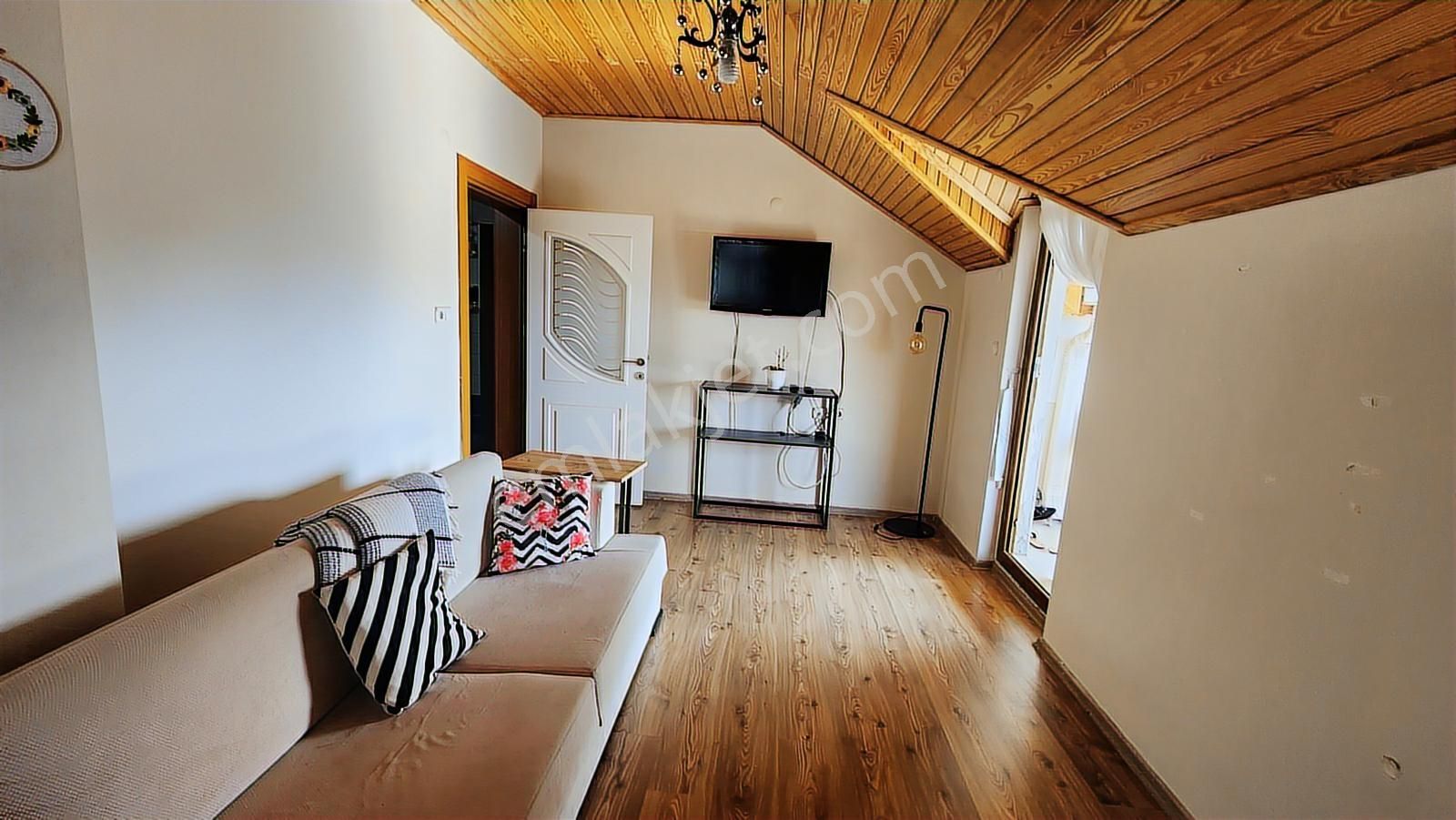 Kariyer'den Hamidiye Mah Çatı Katı Yalıtımlı 2+1 Kiralık Daire - Görsel 18