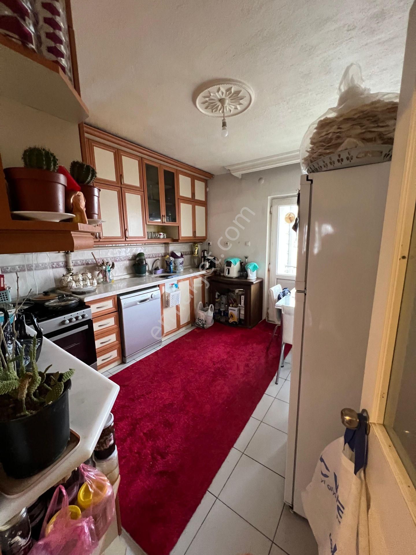 Afyon Özsu Emlak'tan Uydukent Te Site İçi Satılık 3+1 Daire - Görsel 6