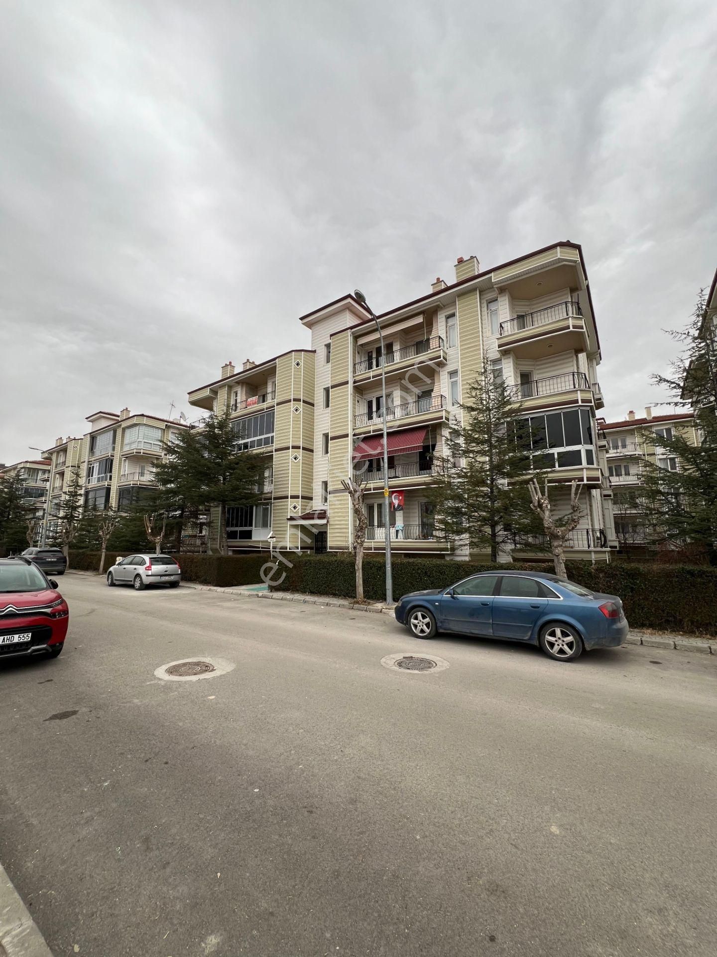 Afyon Özsu Emlak'tan Uydukent Te Site İçi Satılık 3+1 Daire - Görsel 30