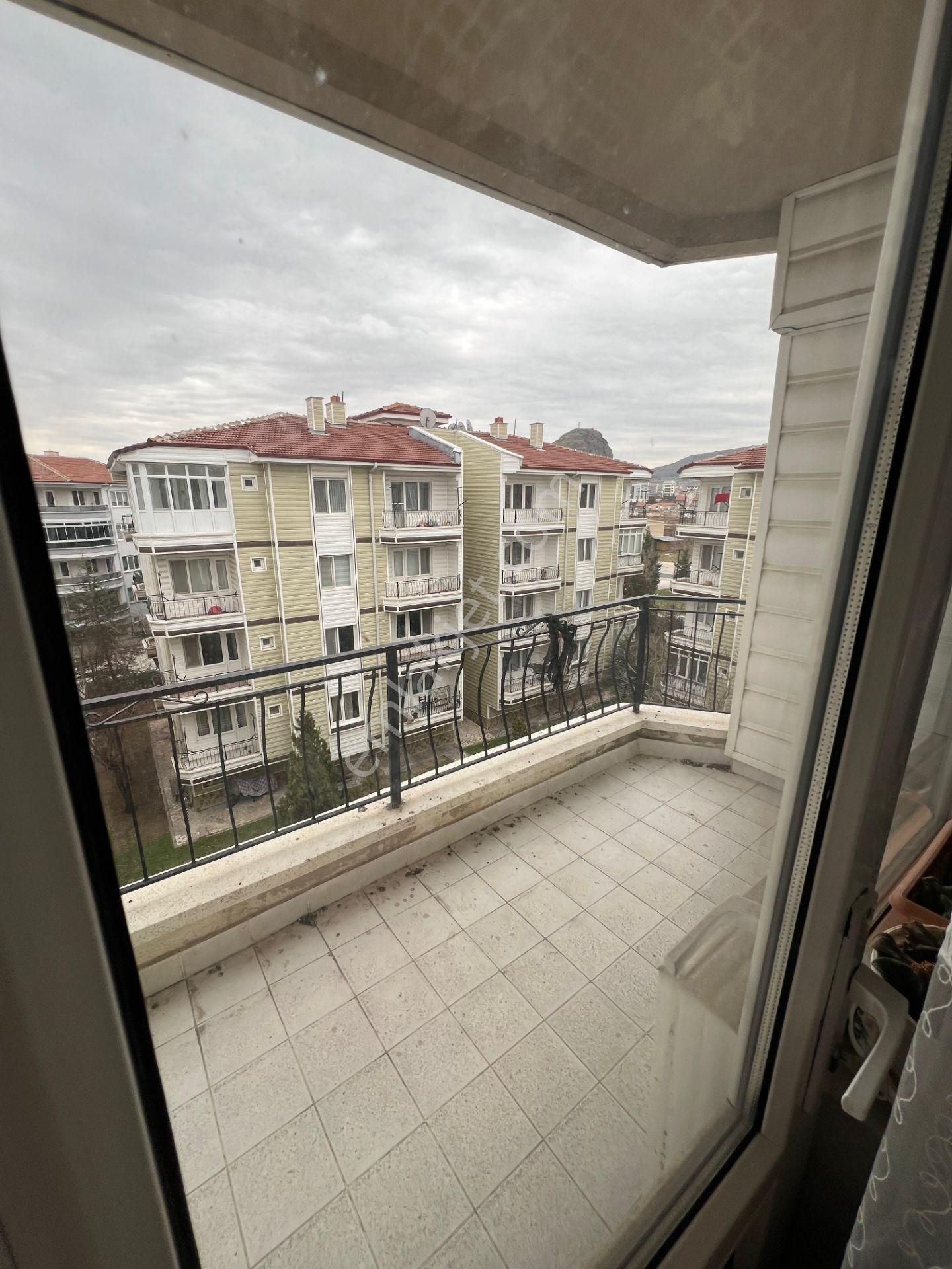 Afyon Özsu Emlak'tan Uydukent Te Site İçi Satılık 3+1 Daire - Görsel 24