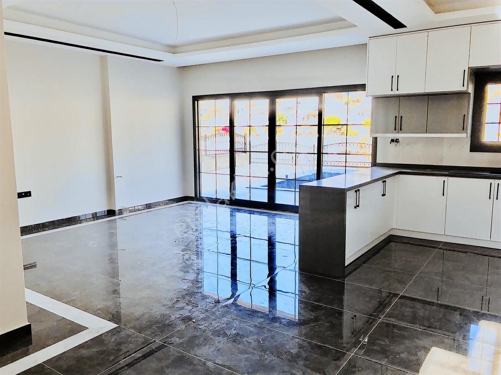 Bodrumun Yanı Başında Satılık Müstakil Villa - Görsel 30