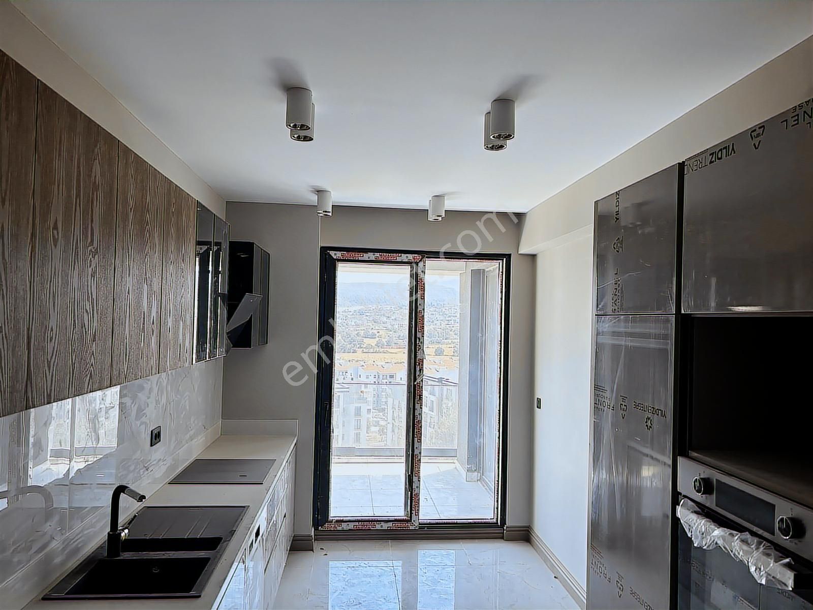 Nilüfer Kayapada Ultra Lüx Geniş 3+1 Fırsatı - Görsel 35