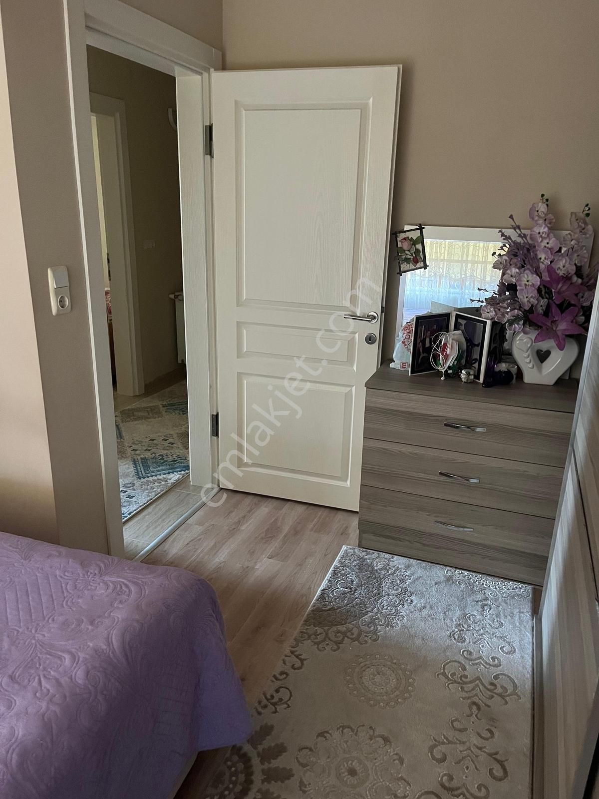 Denize Yürüme Mesafesinde Ayrı Mutfaklı Kelepir 3+1 - Görsel 6