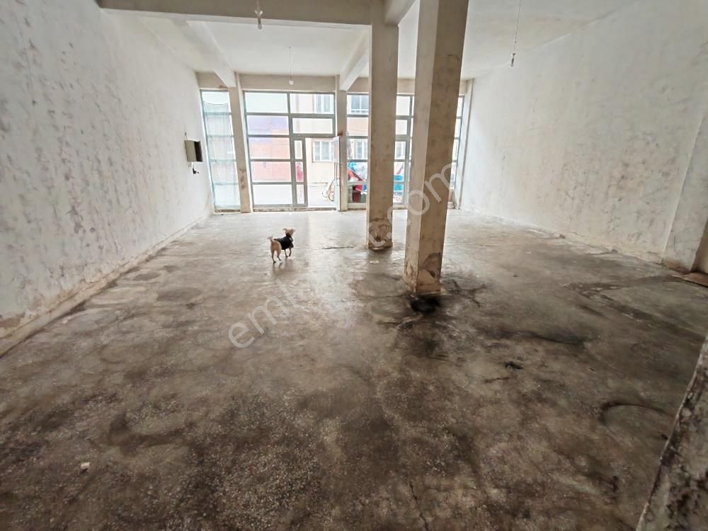 Hatip Mah. Çelebi Bulvarına Yakın Geniş Cepheli 100m2 Dükkan - Görsel 7