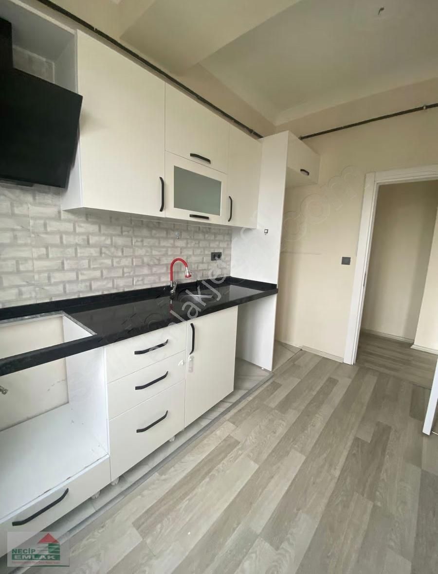 Necip Emlaktan Ankara Caddesine Yakın 2+1 Kiralık Daire - Görsel 5