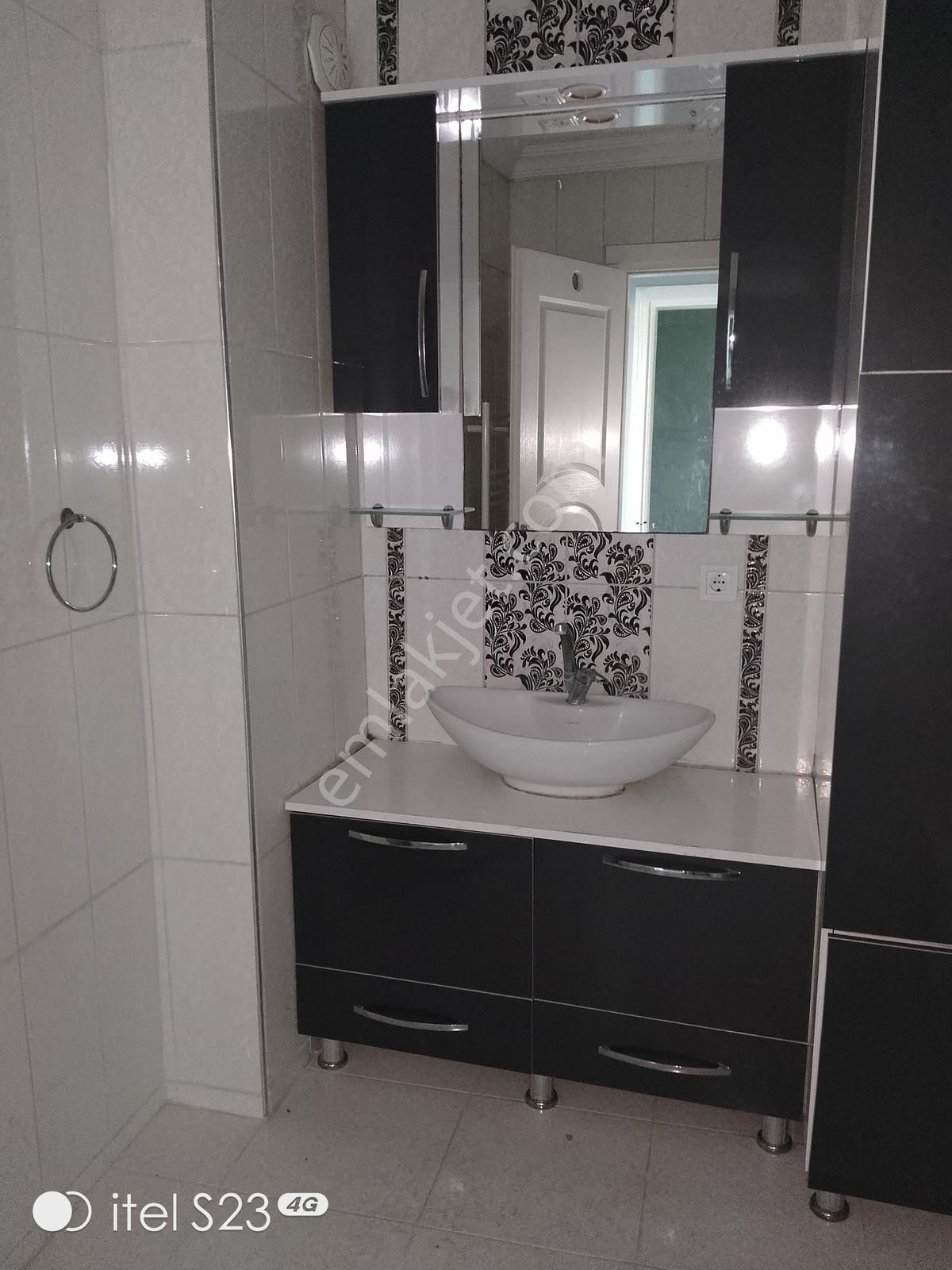 Benim Emlak'tan Pazar Pazarı Mevkii Cadde Üzeri Fırsat Daire - Görsel 17