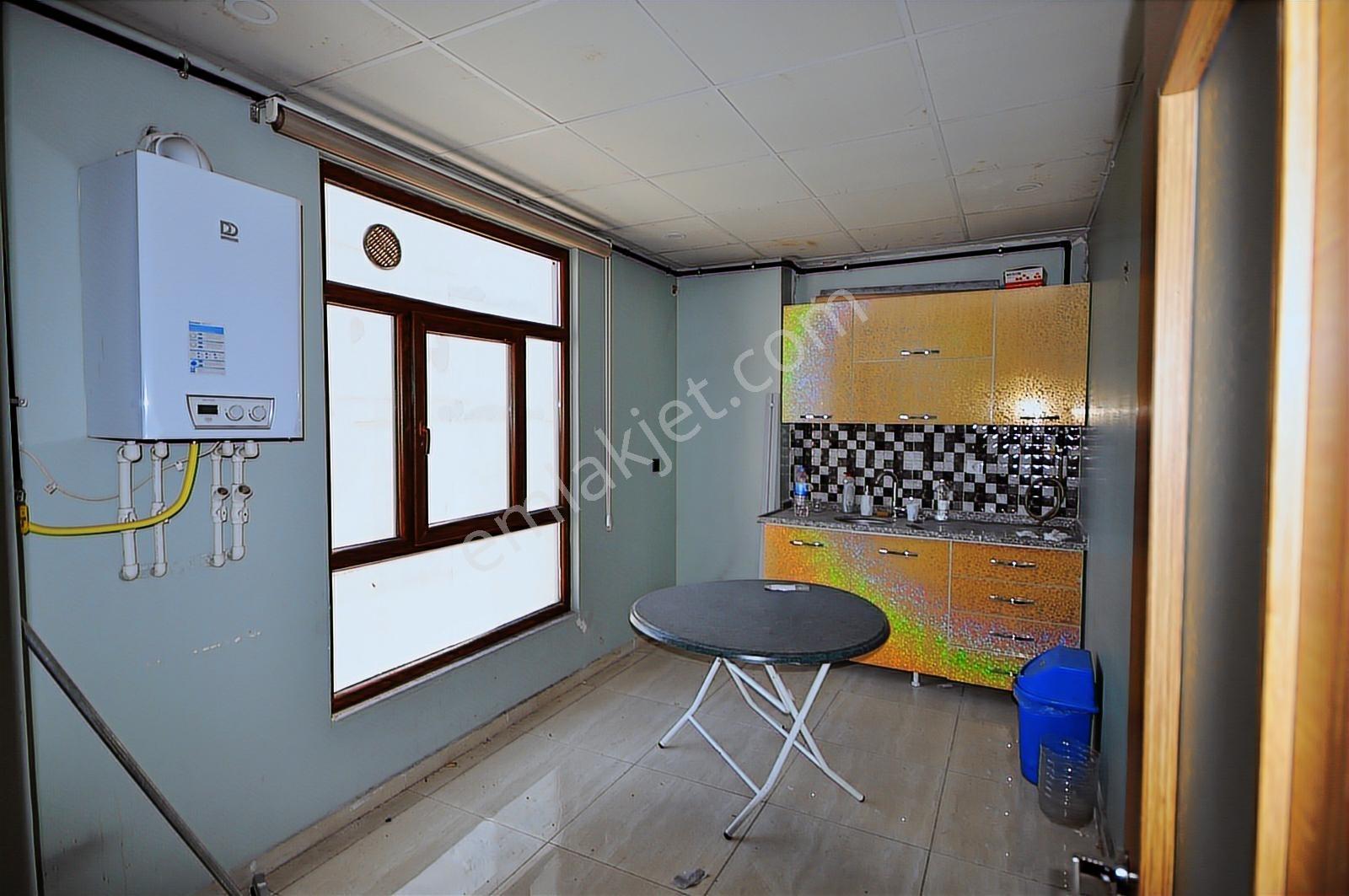 Coldwell Banker'dan Merkezi Lokasyonda Satılık Ofis - Görsel 13