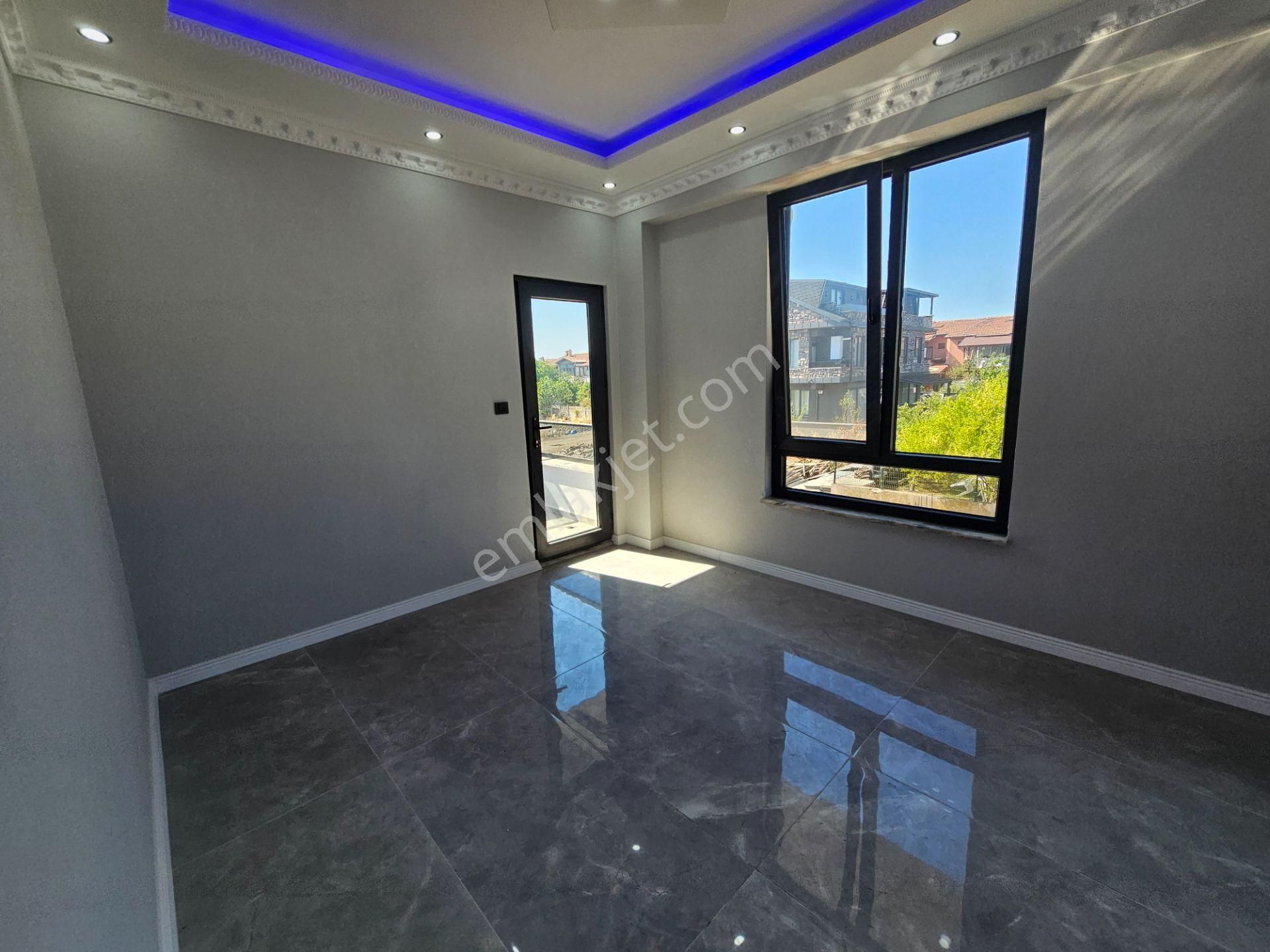 Deniz'den Kocaali Sakarya'da 3+1 Havuzlu , Denize 50 Mt. Mesafede , Ebeveyn Banyolu Lüks Villa - Görsel 25