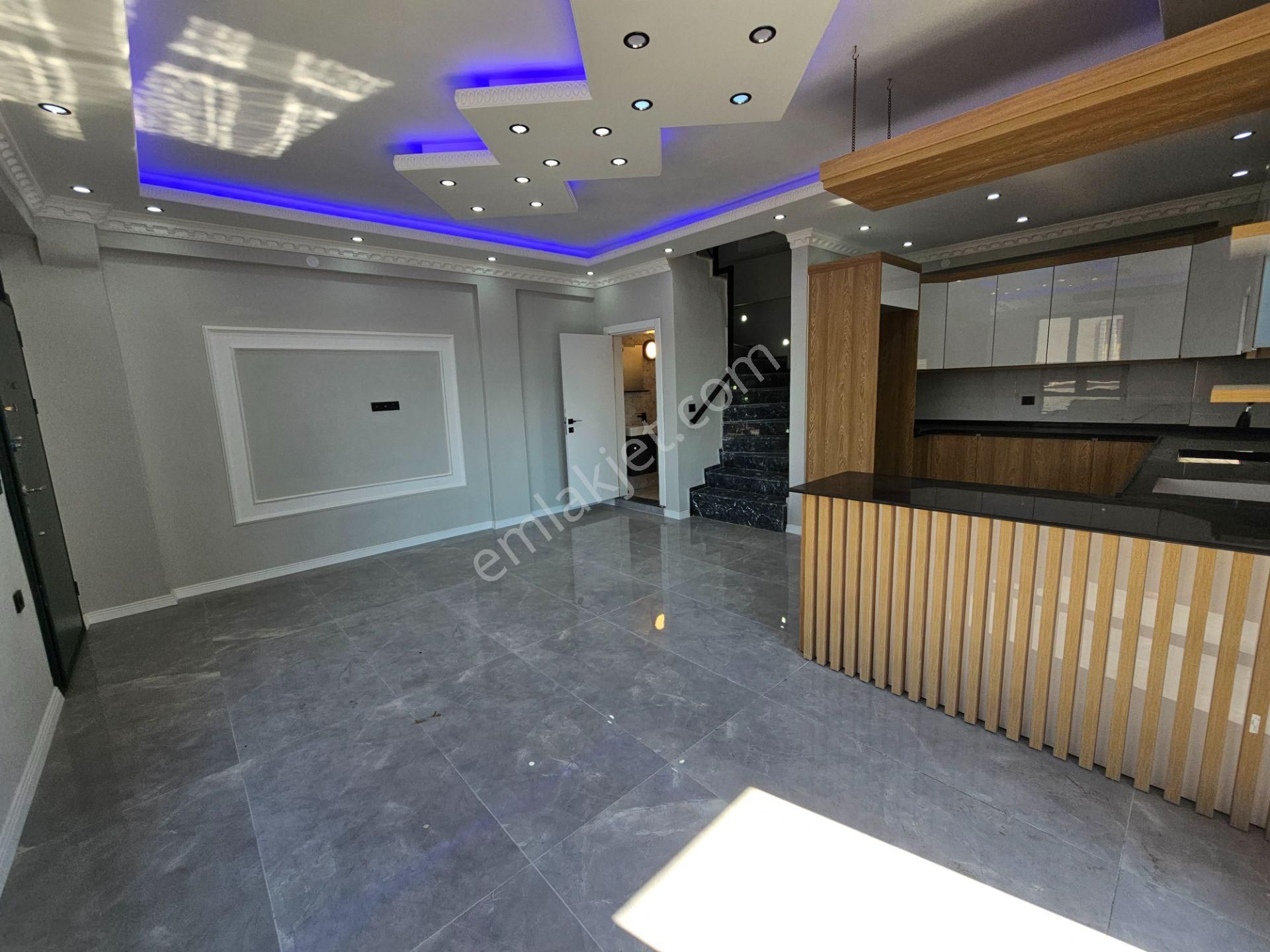 Deniz'den Kocaali Sakarya'da 3+1 Havuzlu , Denize 50 Mt. Mesafede , Ebeveyn Banyolu Lüks Villa - Görsel 9