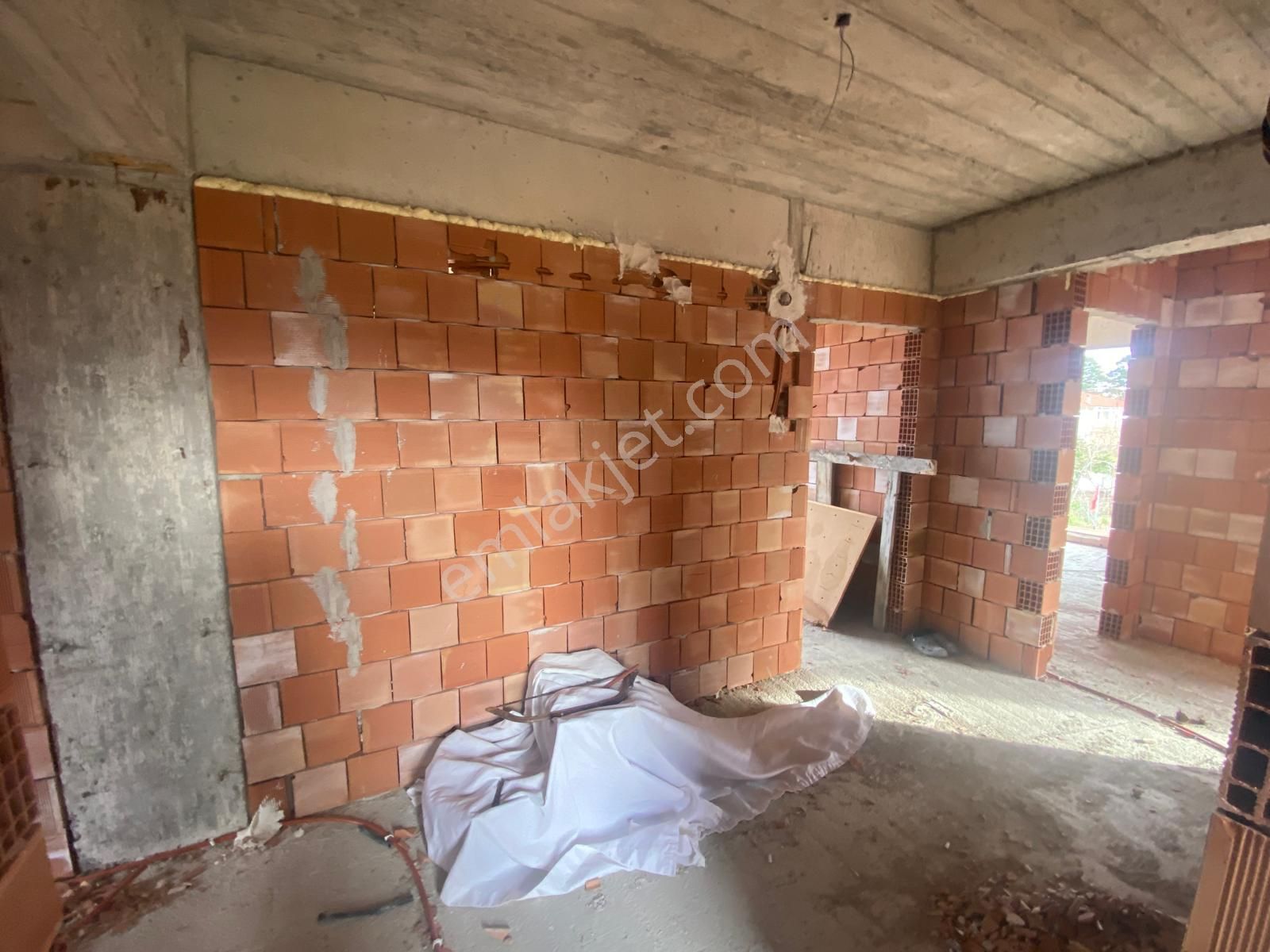 Trabzon'da Satılık Komple Bina - Görsel 6