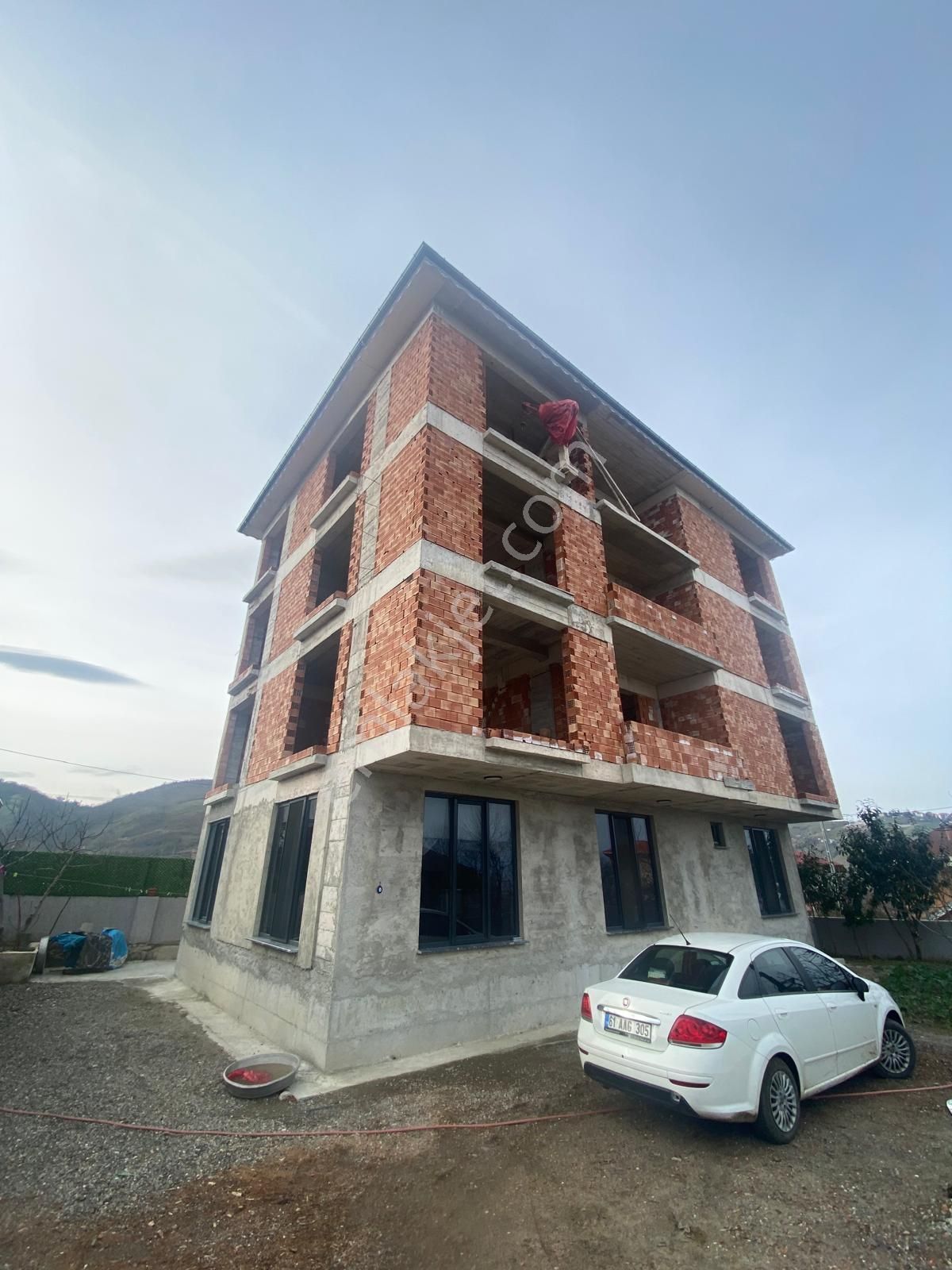 Trabzon'da Satılık Komple Bina - Görsel 2