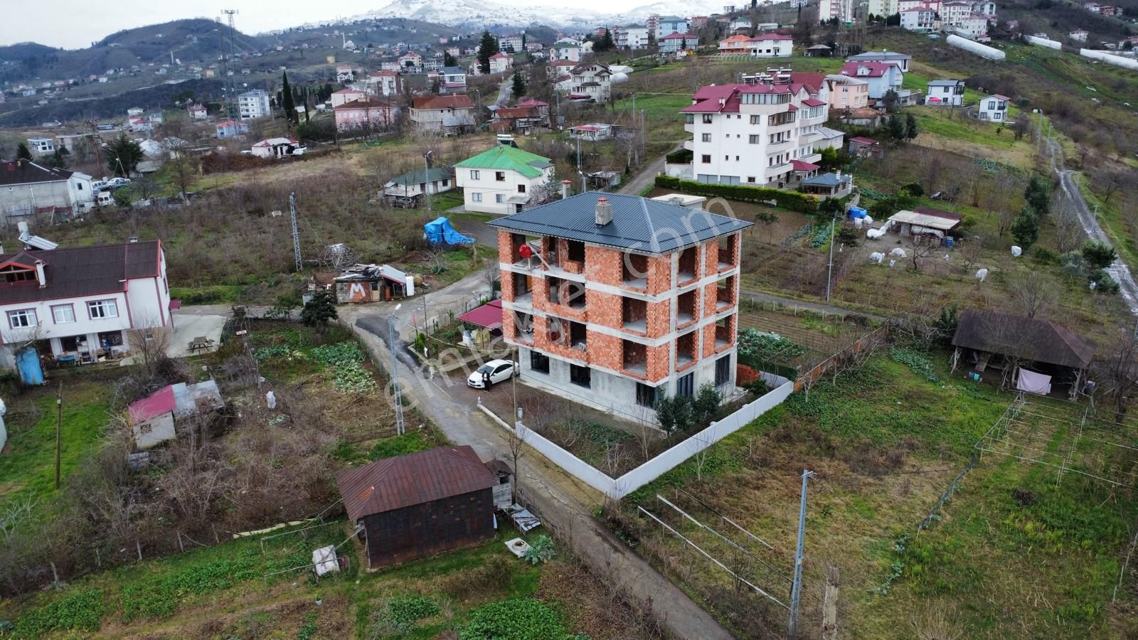 Trabzon'da Satılık Komple Bina
