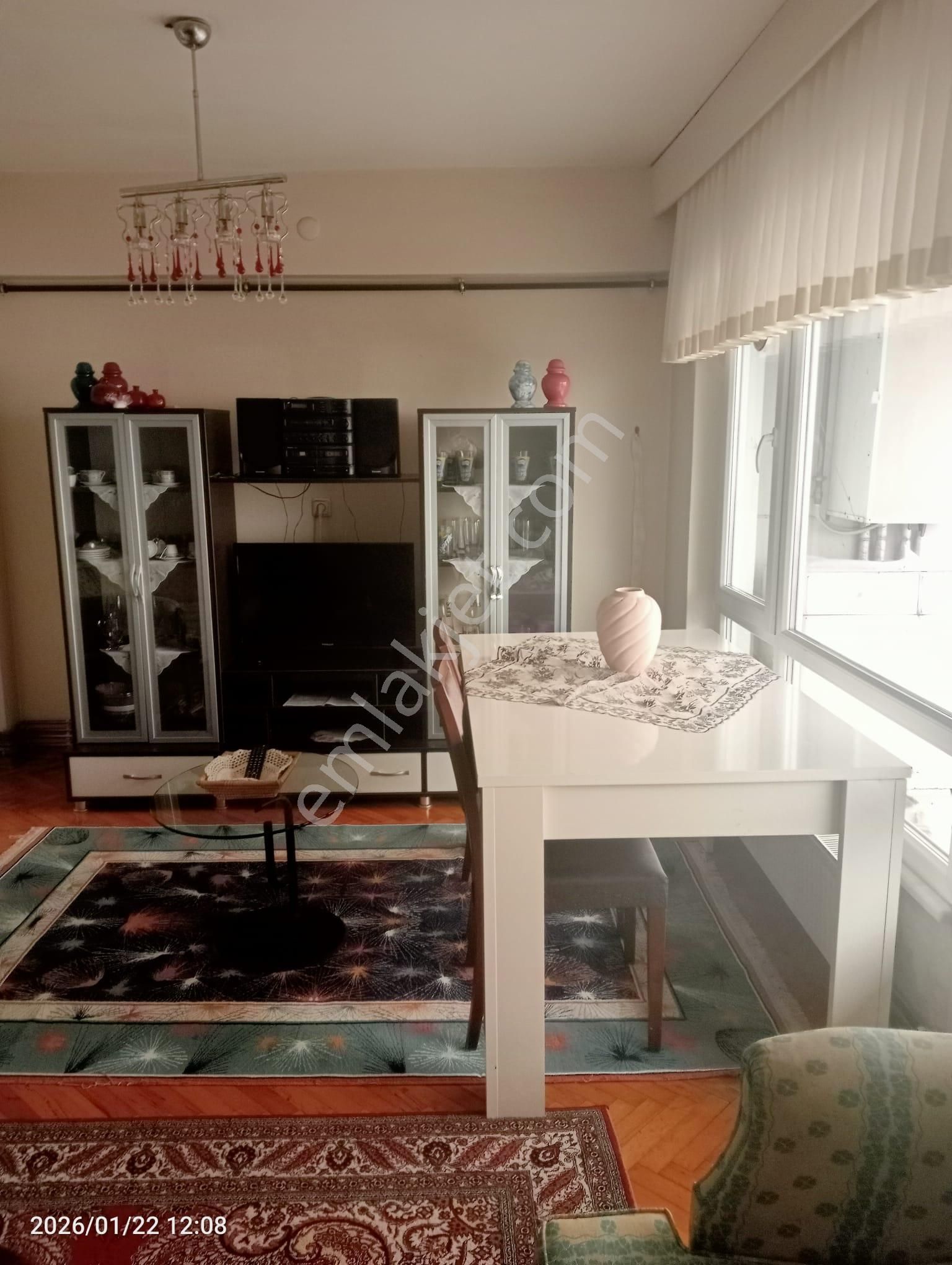 Sahilde Full Deniz Manzaralı Eşyalık Kiralık Daire