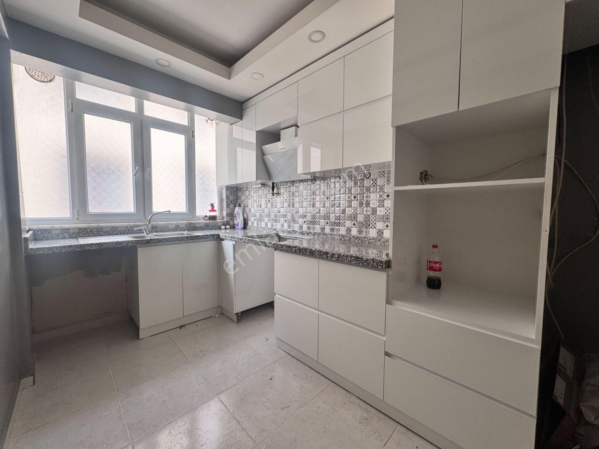 Next Housedan | Mahmutbey Caddesi Yakını, Kapalı Balkonlu 3+1 Daire - Görsel 8