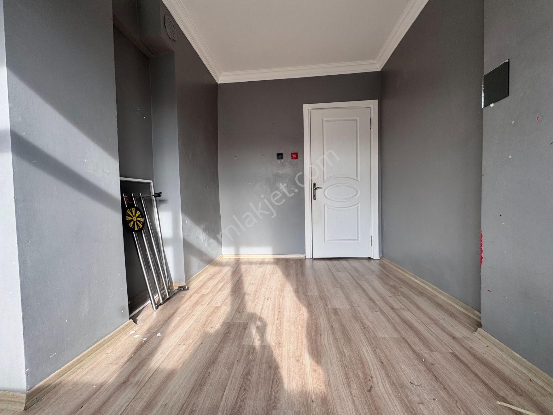 Next Housedan | Mahmutbey Caddesi Yakını, Kapalı Balkonlu 3+1 Daire - Görsel 10