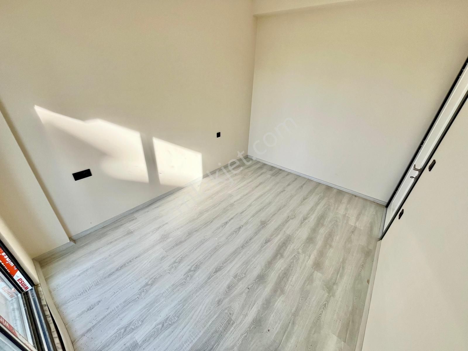 Gümüşden Altınkumda Yerden Isıtmalı Ultra Lüks Tasarım 2+1 Daire - Görsel 10