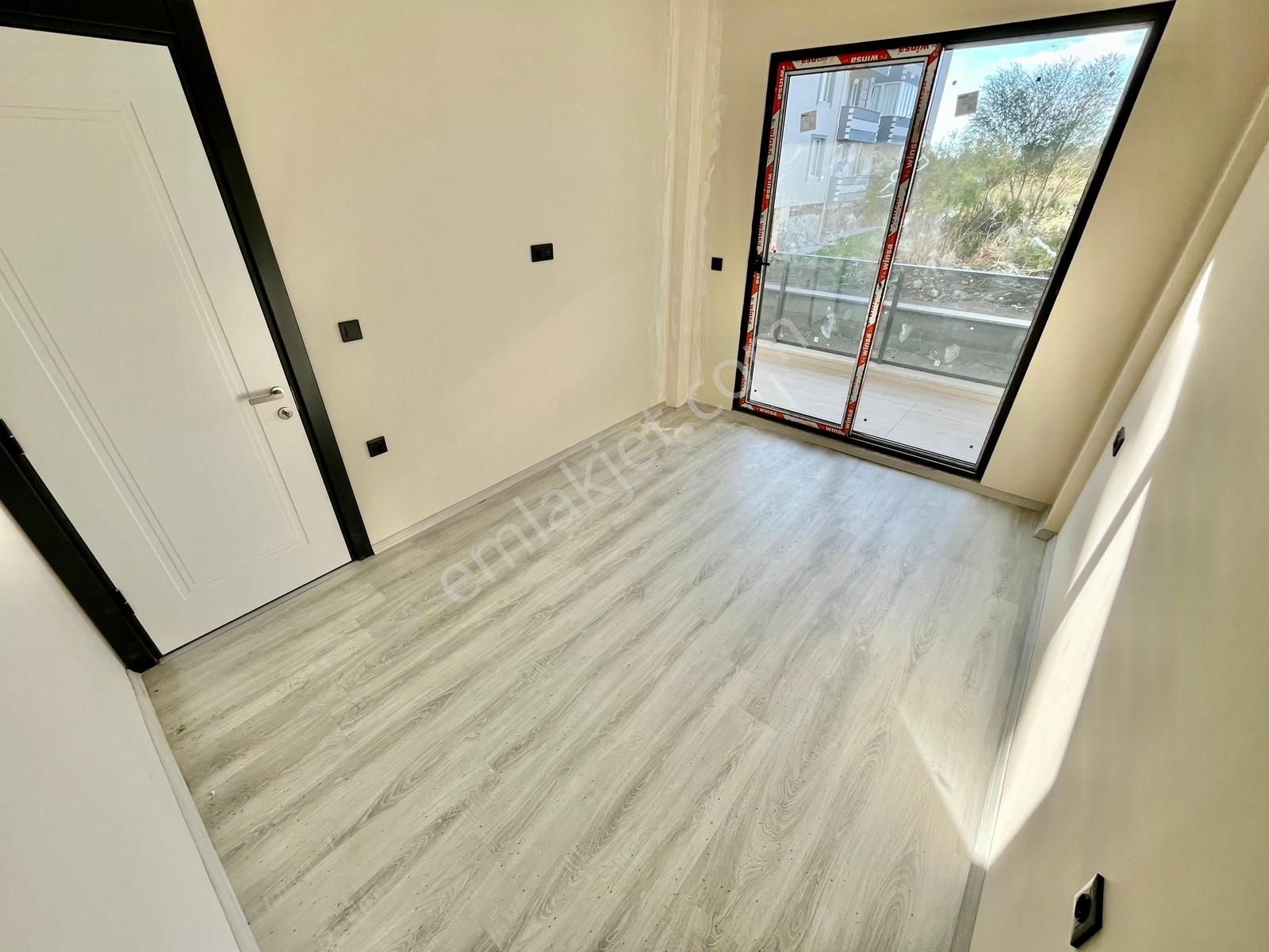 Gümüşden Altınkumda Yerden Isıtmalı Ultra Lüks Tasarım 2+1 Daire - Görsel 24