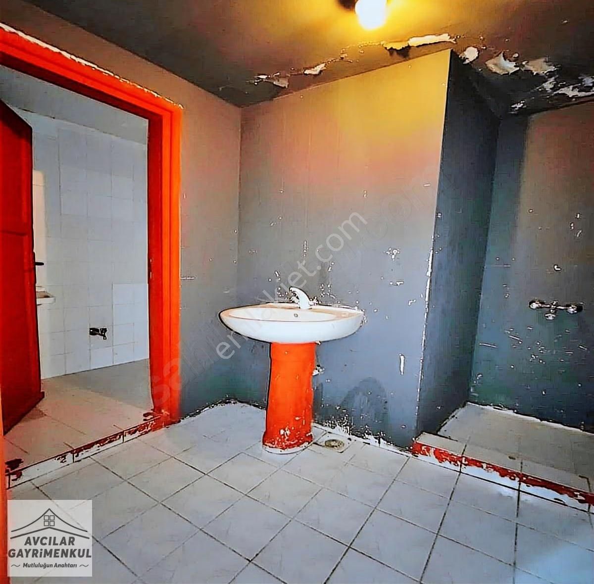 Prestijli Lokasyonda 200m2 Merkezi Konumda Kiralık Dükkan !!! - Görsel 10