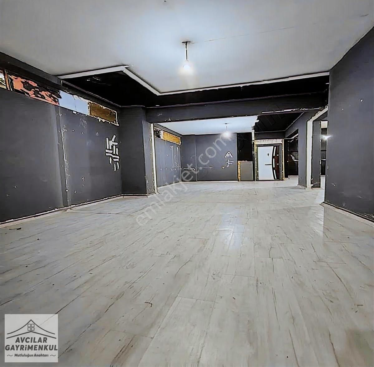 Prestijli Lokasyonda 200m2 Merkezi Konumda Kiralık Dükkan !!! - Görsel 6