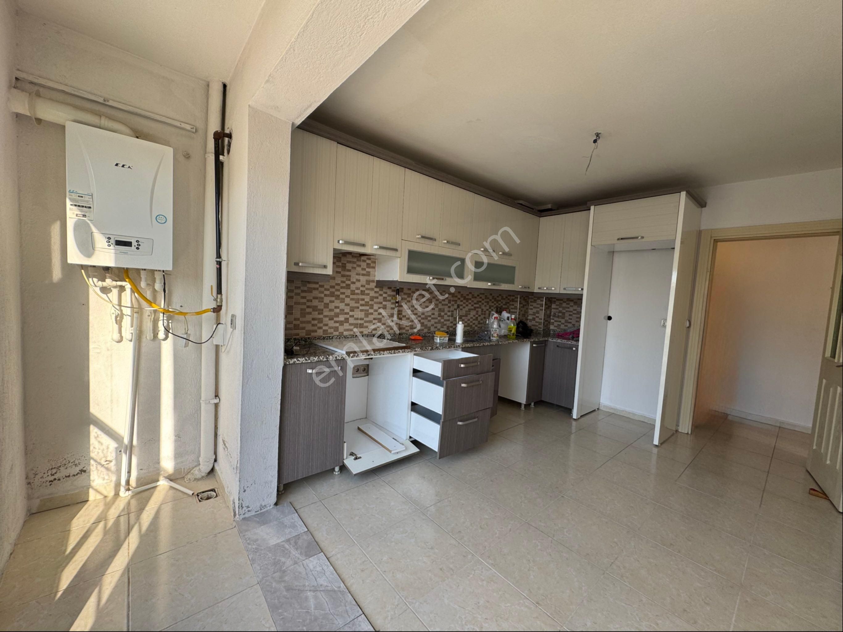 Buca Yenigün Mah. Kiralık 140 M2. 3+1 D.gazlı Arakat Daire - Görsel 14