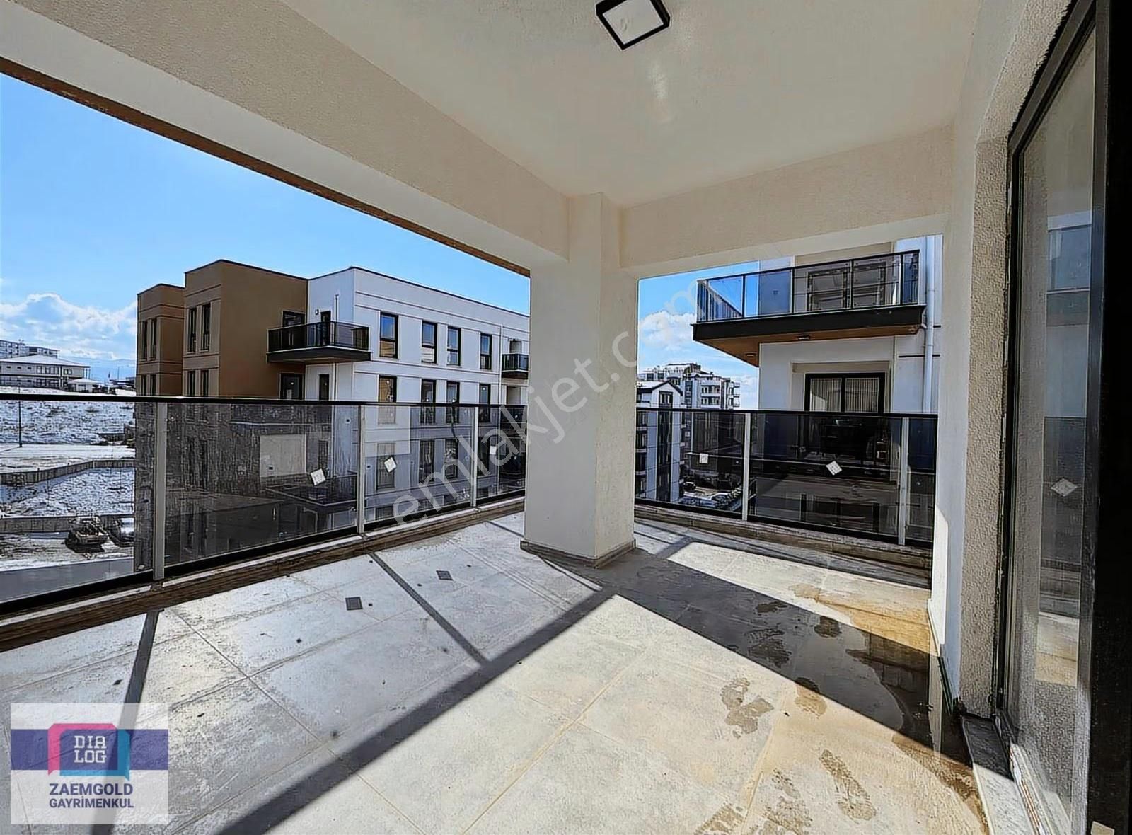 Kayapa Çamlık Bulvarında 3+1 Arakat Satılık Daire - Görsel 5