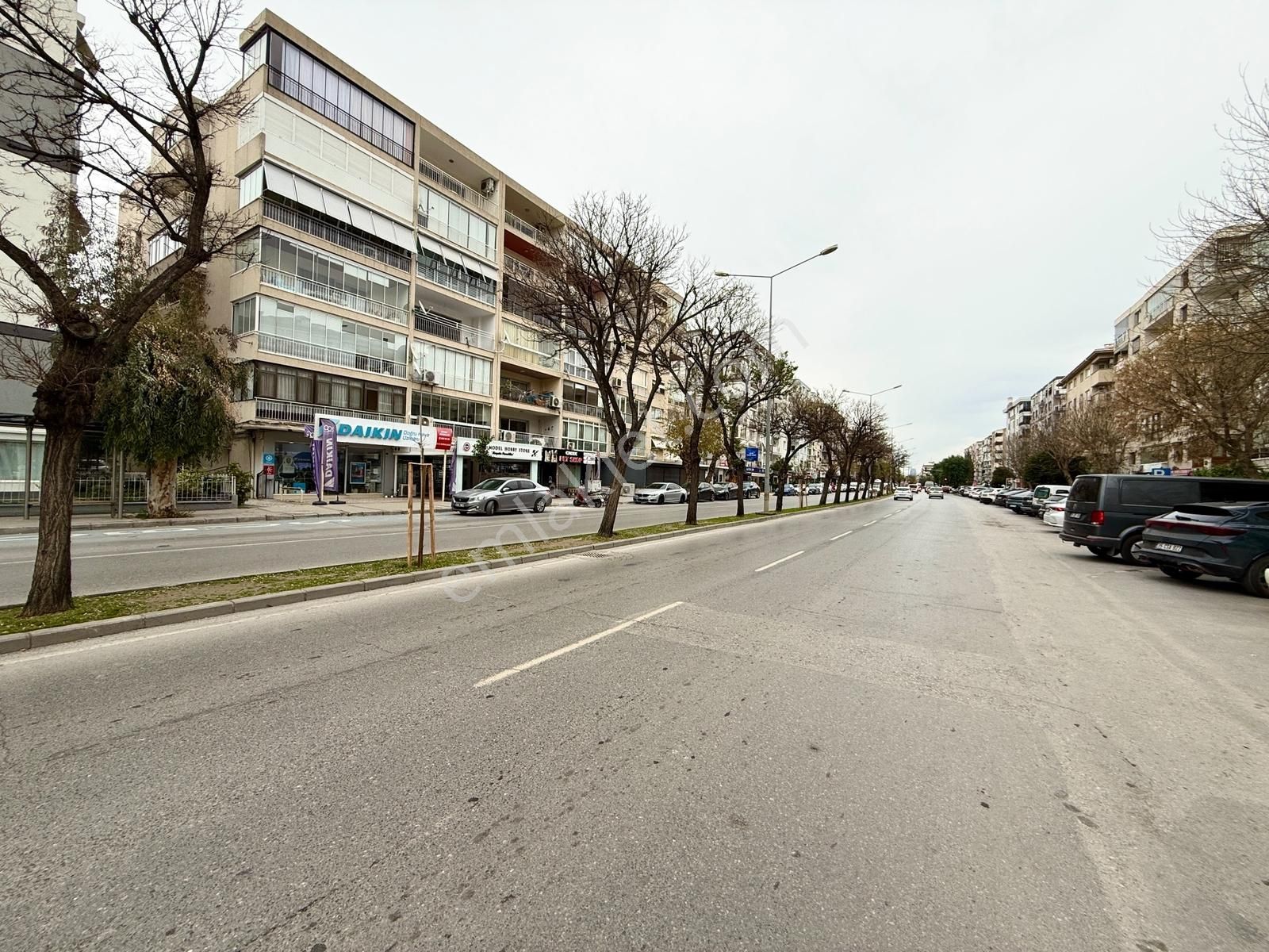 Karşıyaka Bahriye Üçok Atatürk Bulvarında Satılık Fırsatdaire - Görsel 27