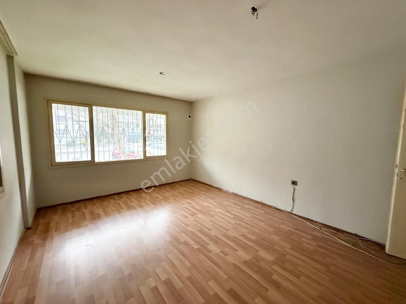 Karşıyaka Bahriye Üçok Atatürk Bulvarında Satılık Fırsatdaire - Görsel 9