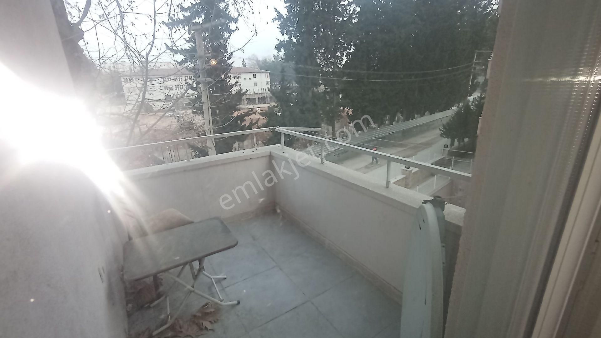 Kolejtepe Mahlesinde Konumu Güzelasansörlü 3+1 Temiz Daire - Görsel 7