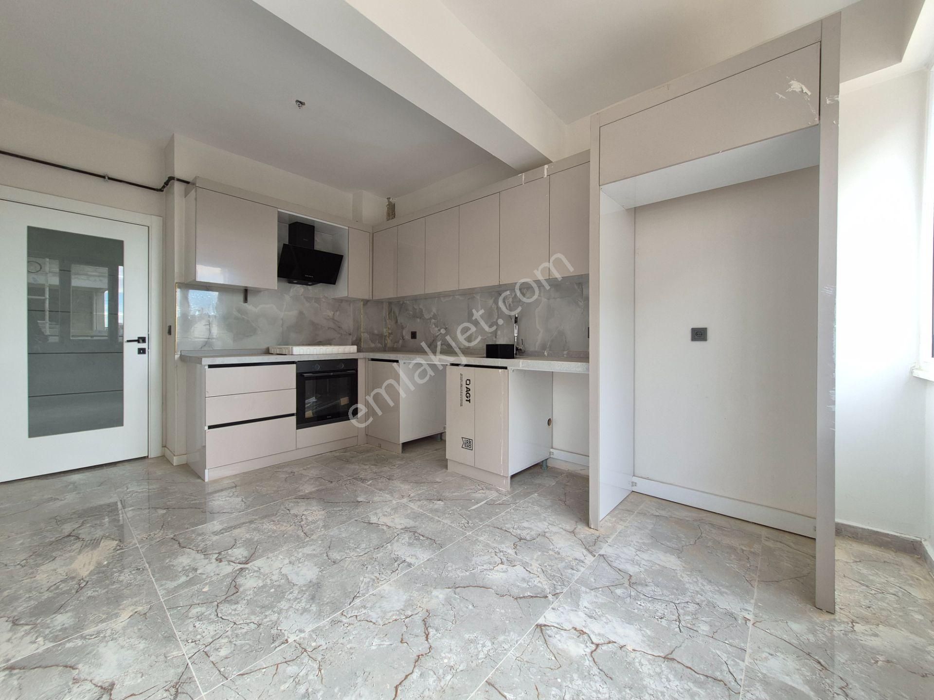 Akşemsettin Mahallesinde İşyapar Gayrimenkul’den 3+1 Lüks Sıfır Satılık Daireler