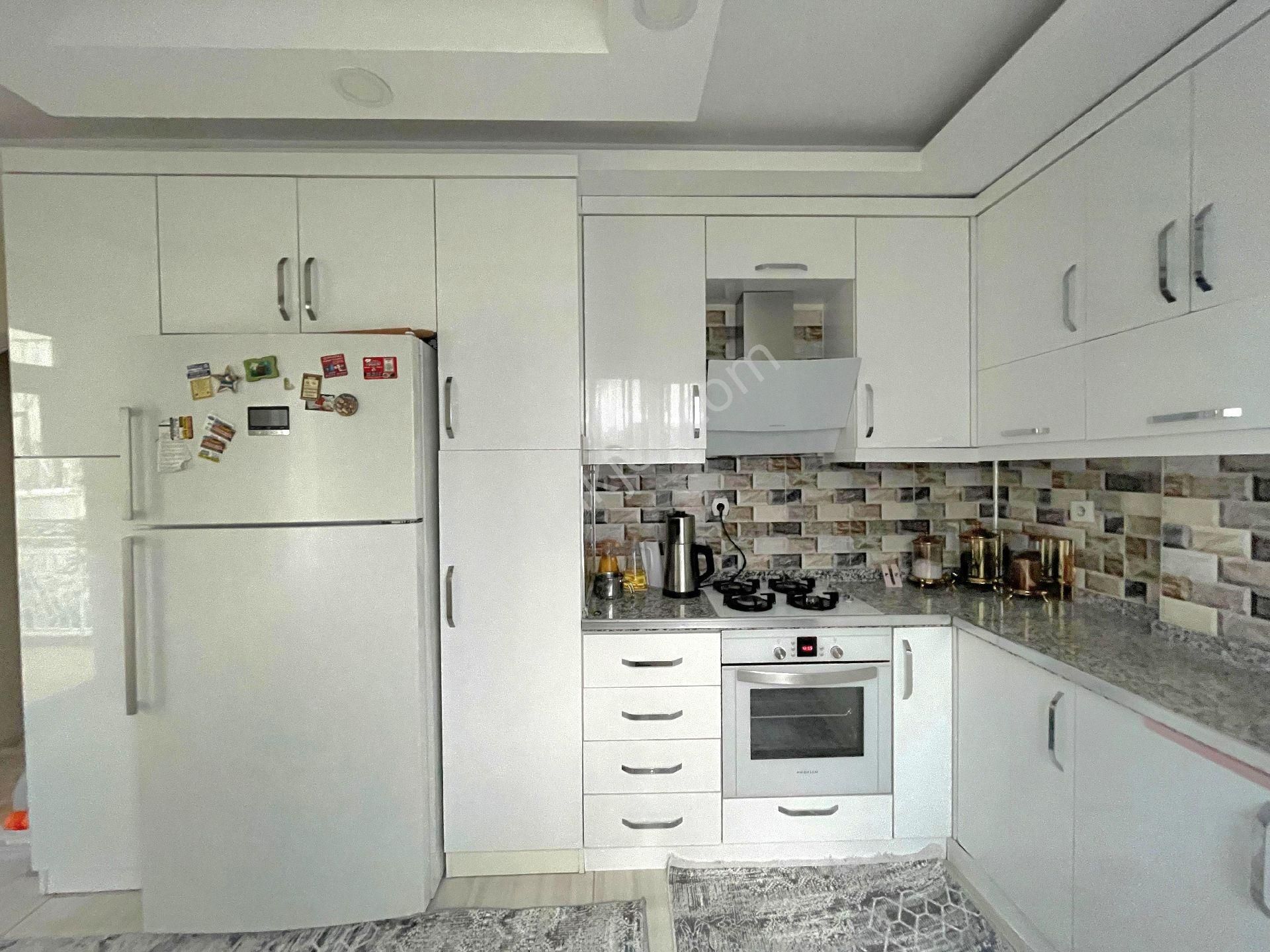 Yenı Mahallede Tramvay Yakını Acılll Satılık - Görsel 2