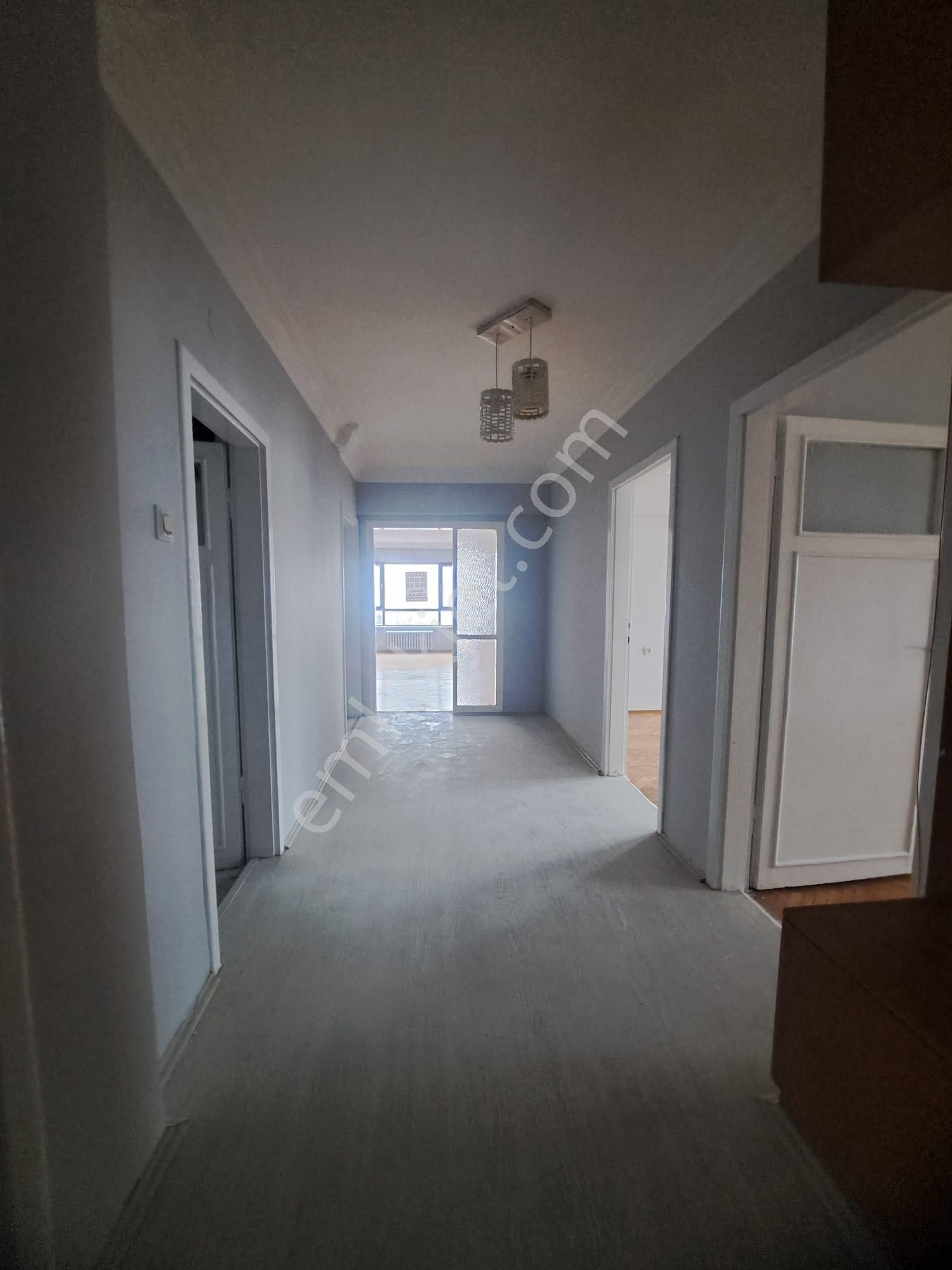 Önaldan Ankara Çankaya Sokullu Caddesi Üzeri 4+1 Manzaralı Daire - Görsel 13